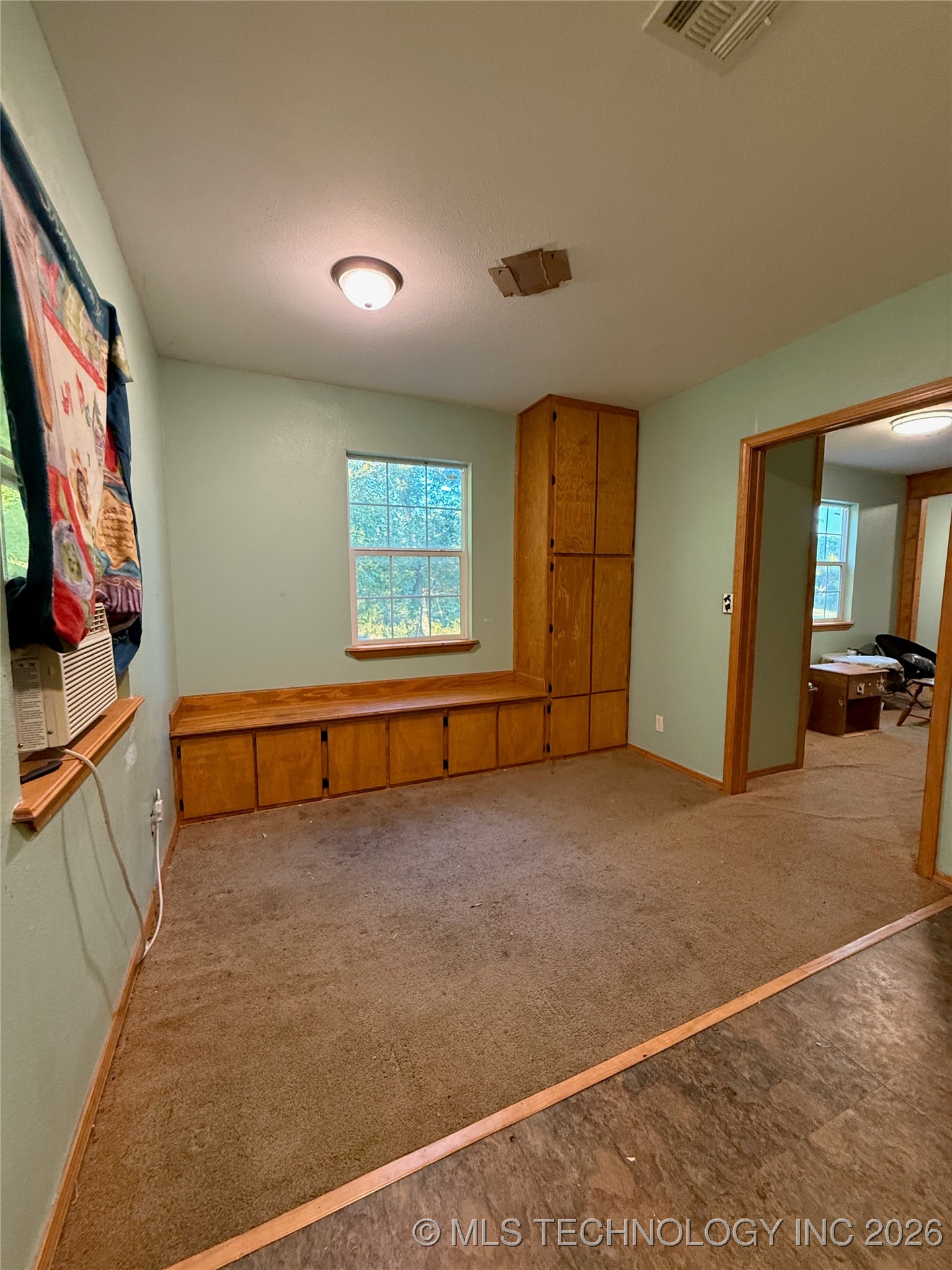 1334 Highway 7 E Property Photo 19