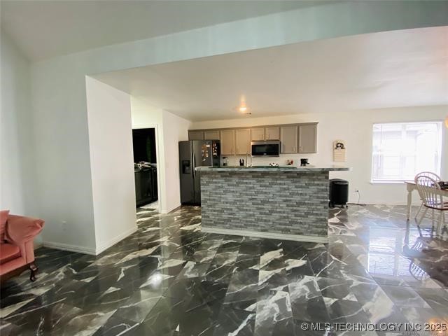 3527 E Berkeley Street Property Photo 13