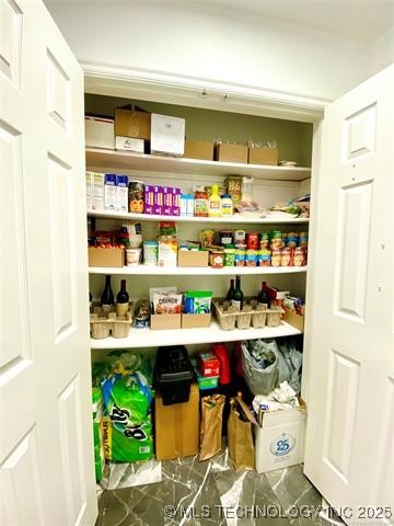 3527 E Berkeley Street Property Photo 14