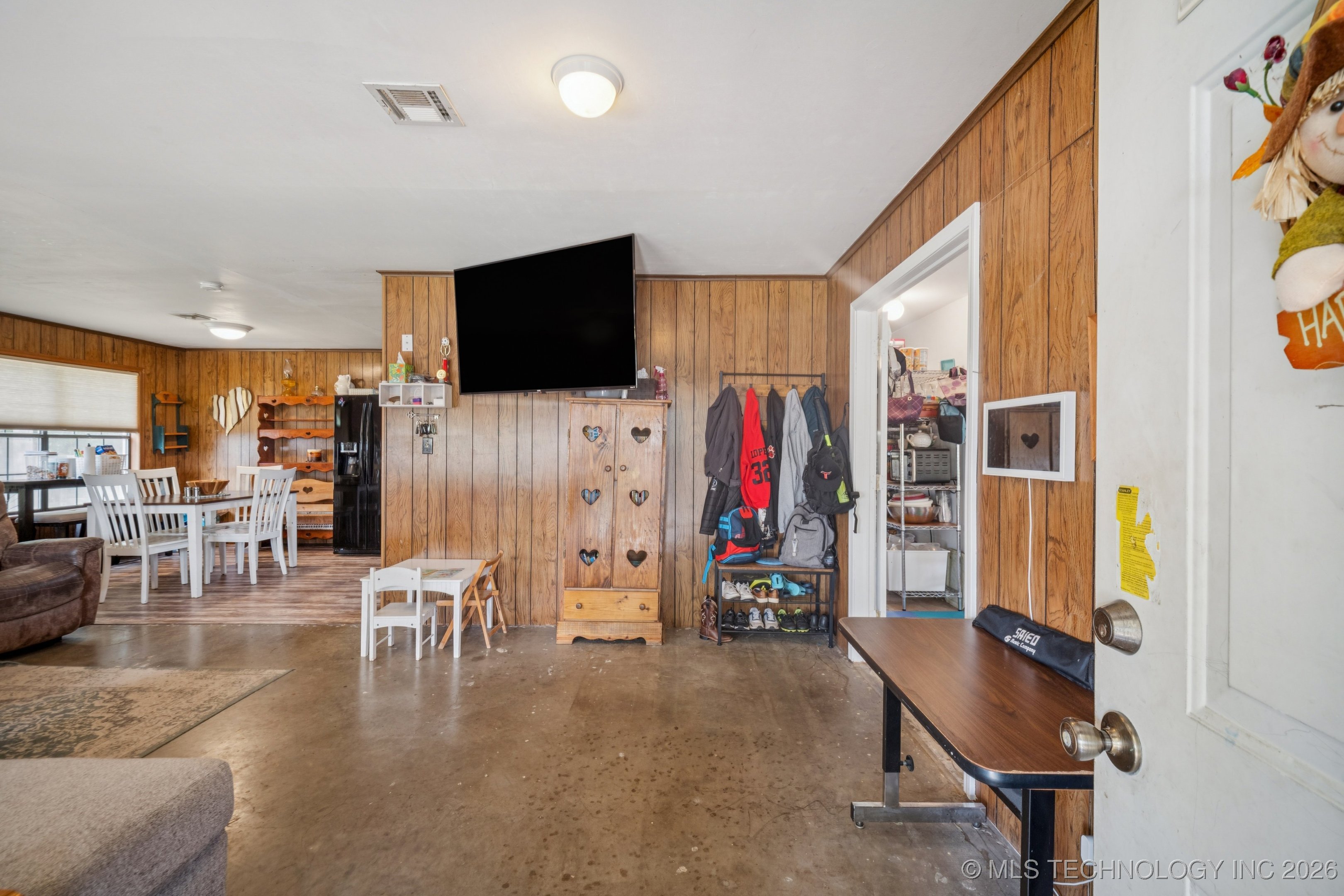 143 E 136th Street North Property Photo 5