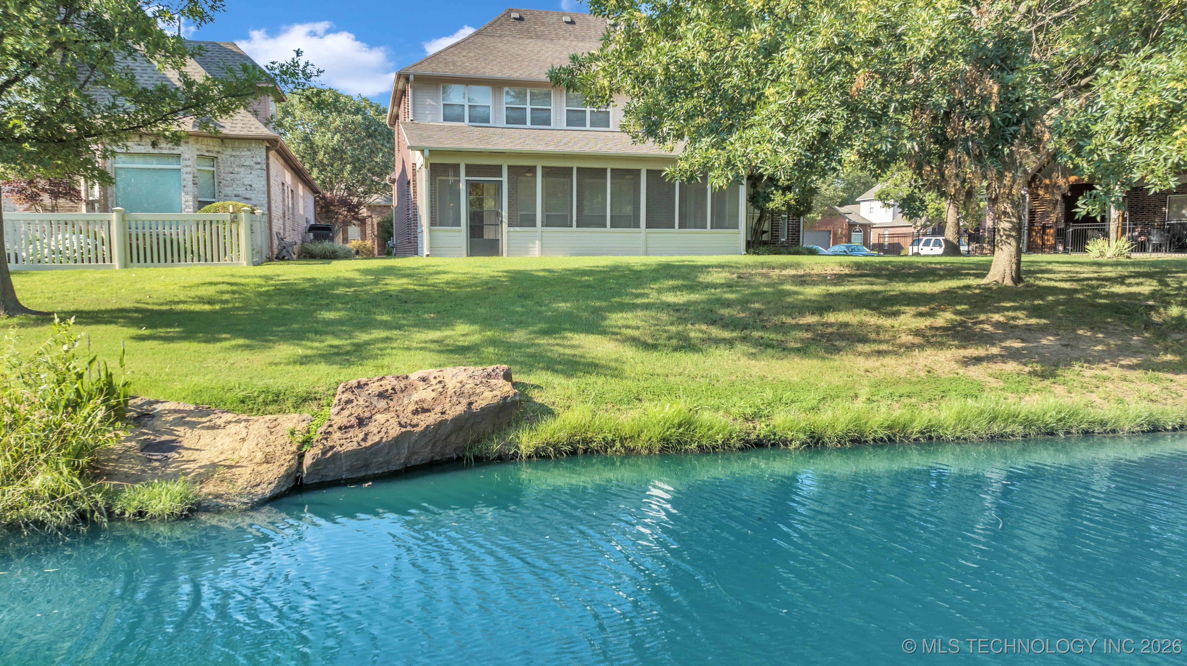 7909 E Freeport Place Property Photo 32