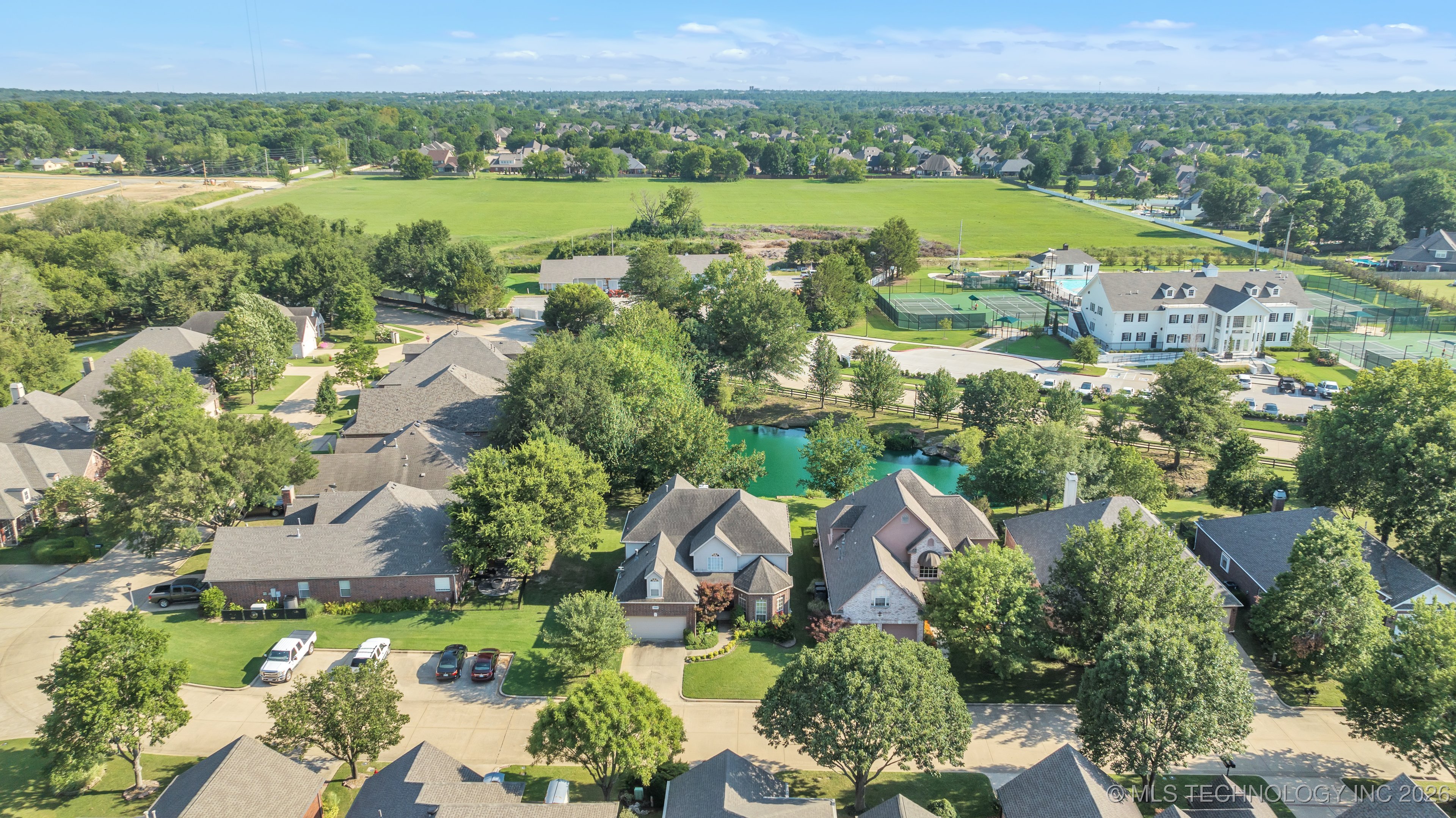 7909 E Freeport Place Property Photo 37