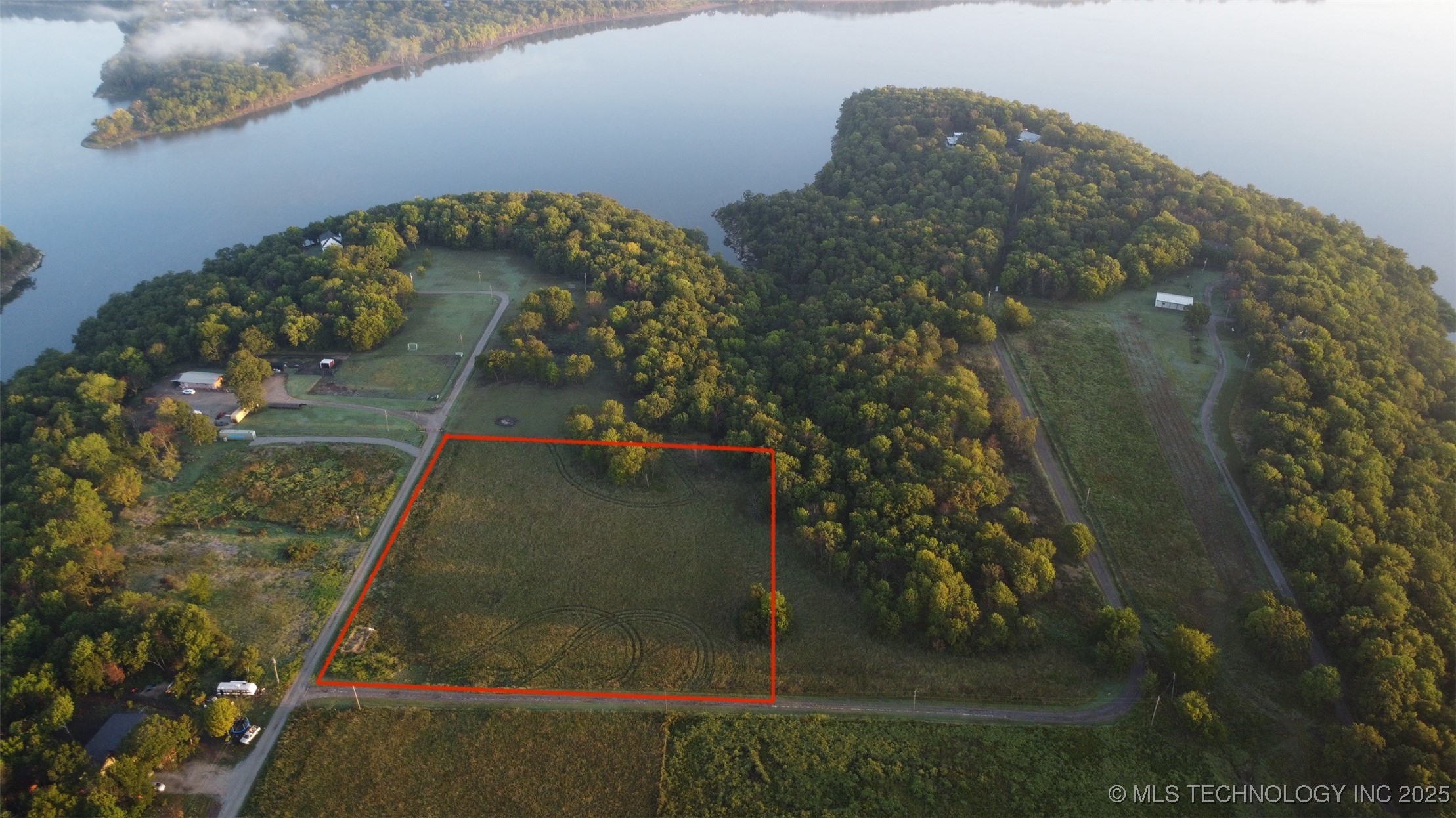 4705 S Talala Creek Lane Property Photo 8