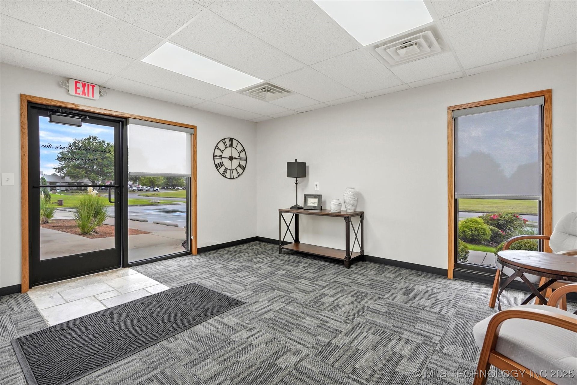 1015 W Ithica Street Property Photo 6