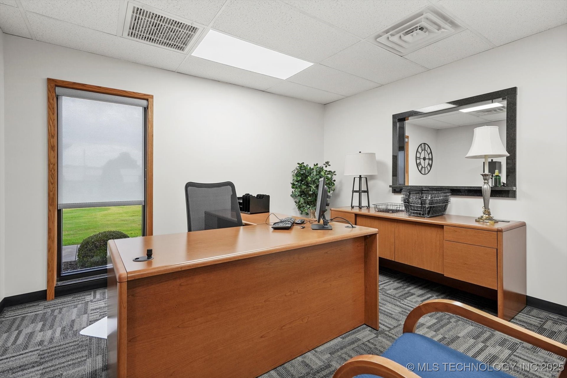 1015 W Ithica Street Property Photo 7