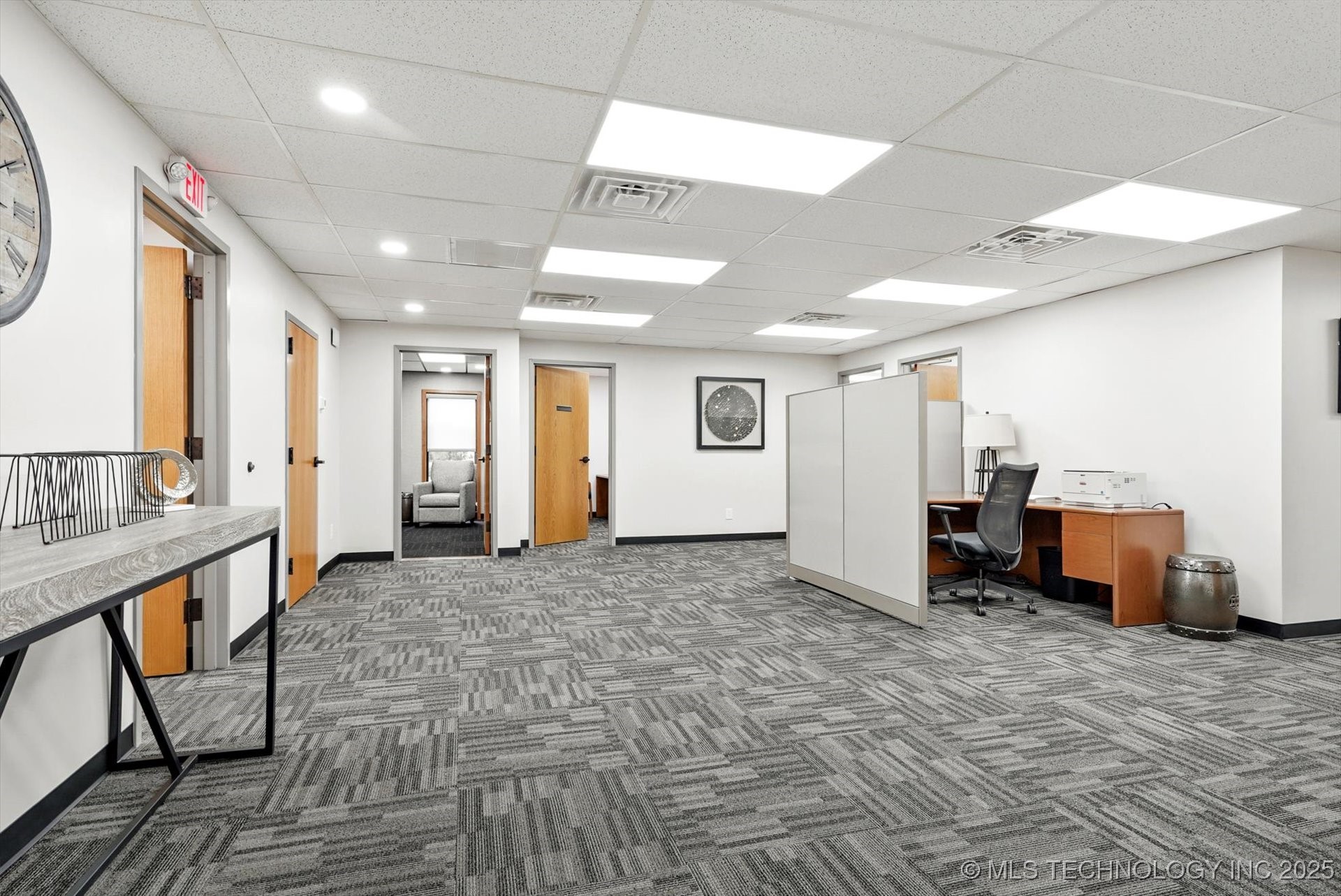 1015 W Ithica Street Property Photo 8