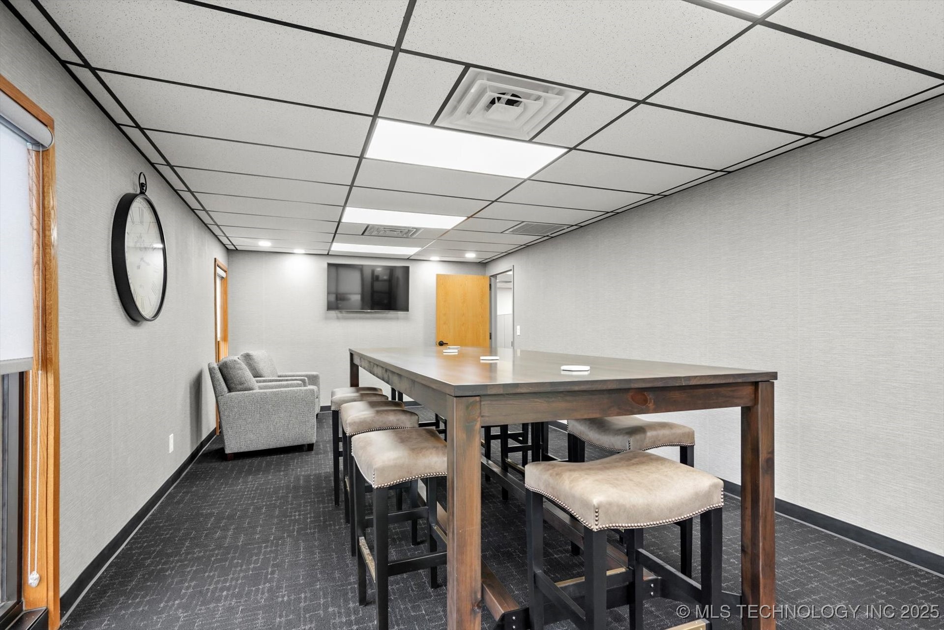 1015 W Ithica Street Property Photo 11