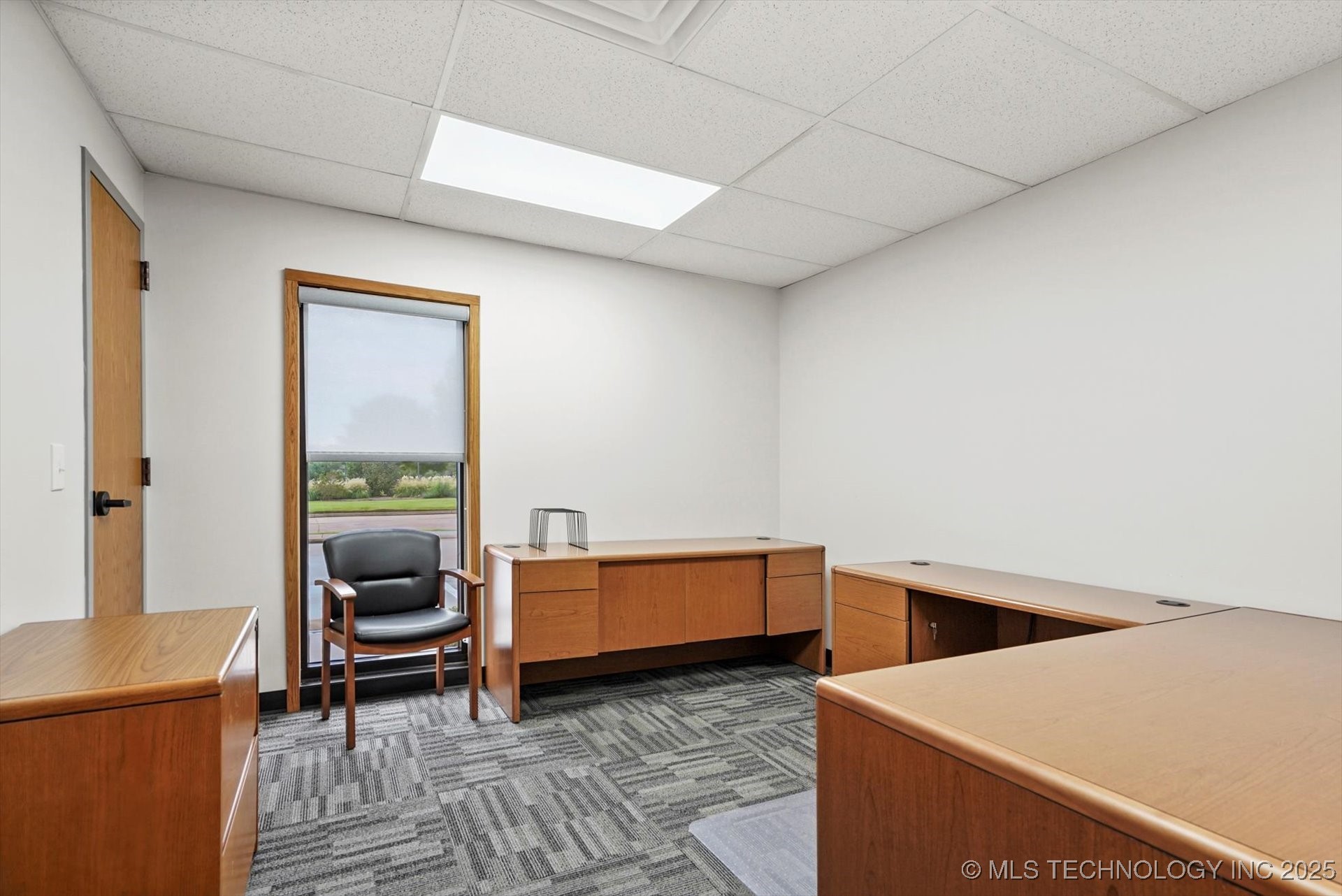 1015 W Ithica Street Property Photo 26