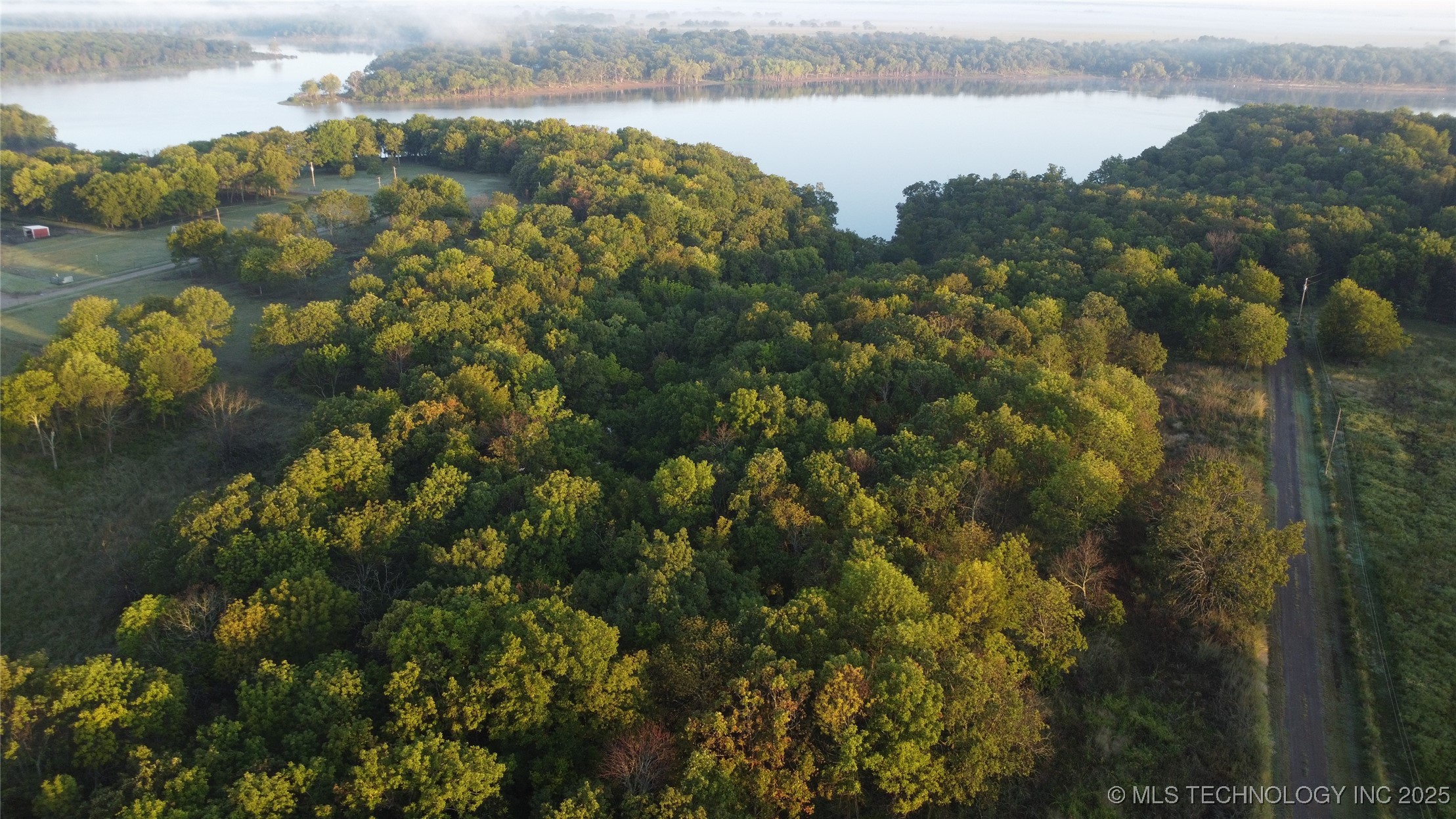 4652 S Tiffany Lane Property Photo 7