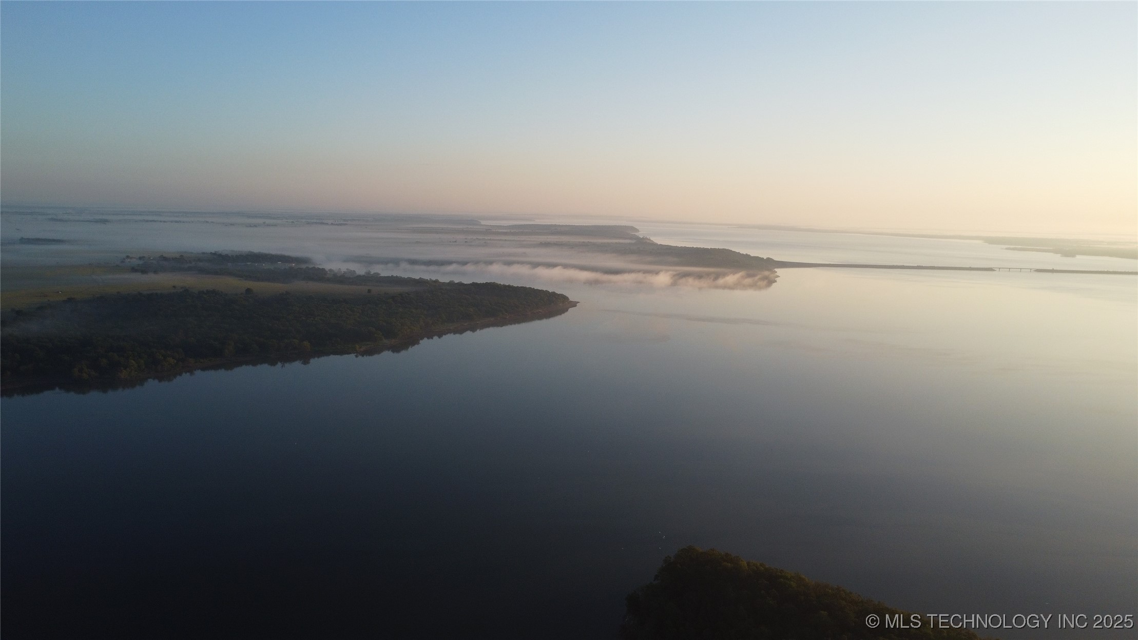 4652 S Tiffany Lane Property Photo 8