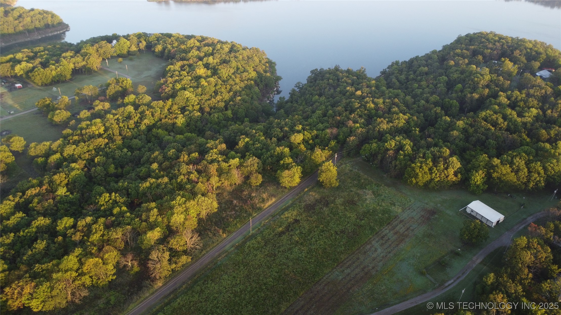 4652 S Tiffany Lane Property Photo 9