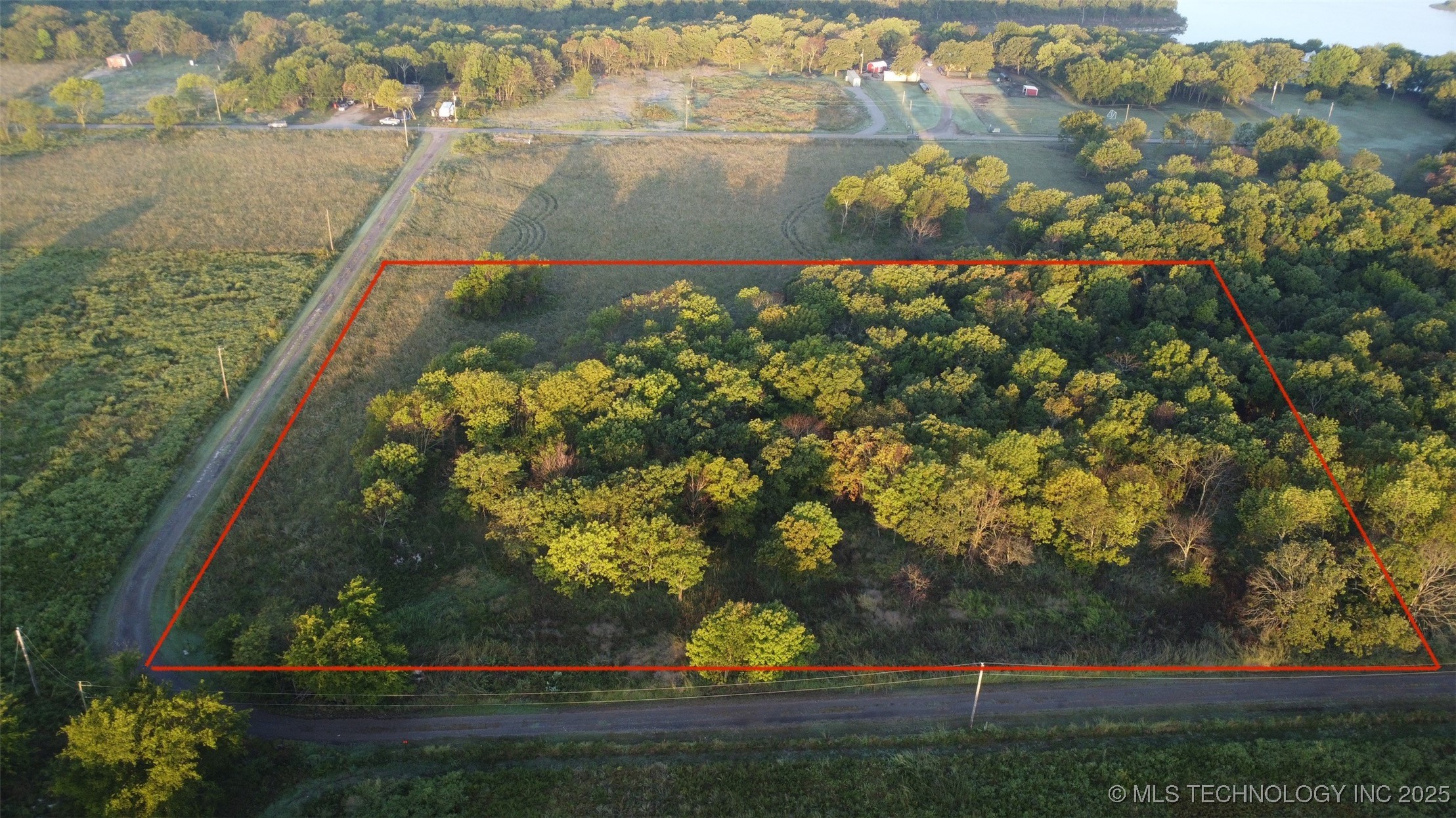 4702 S Tiffany Lane Property Photo 6