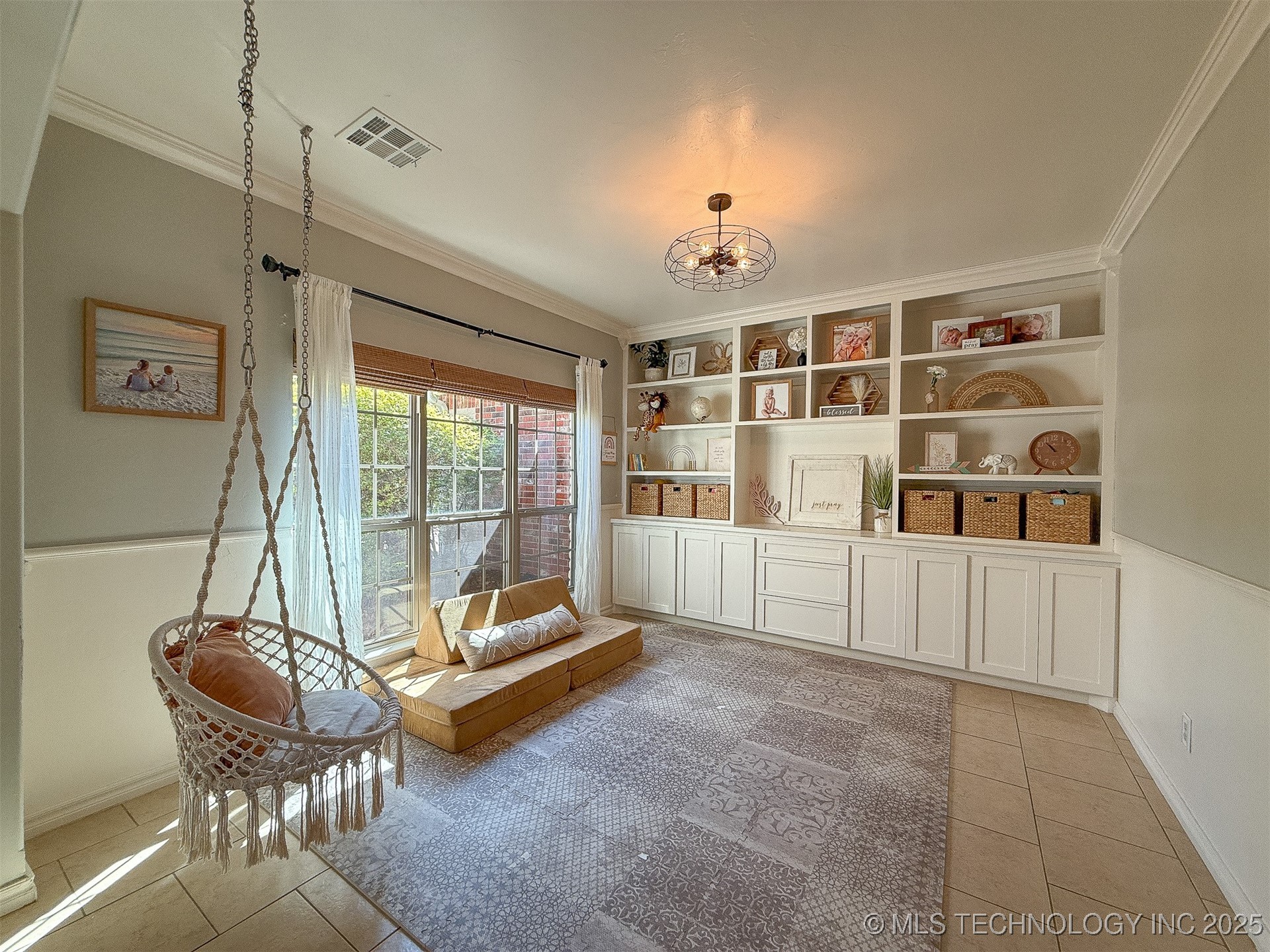 429 Winter Rose Terrace Property Photo 11