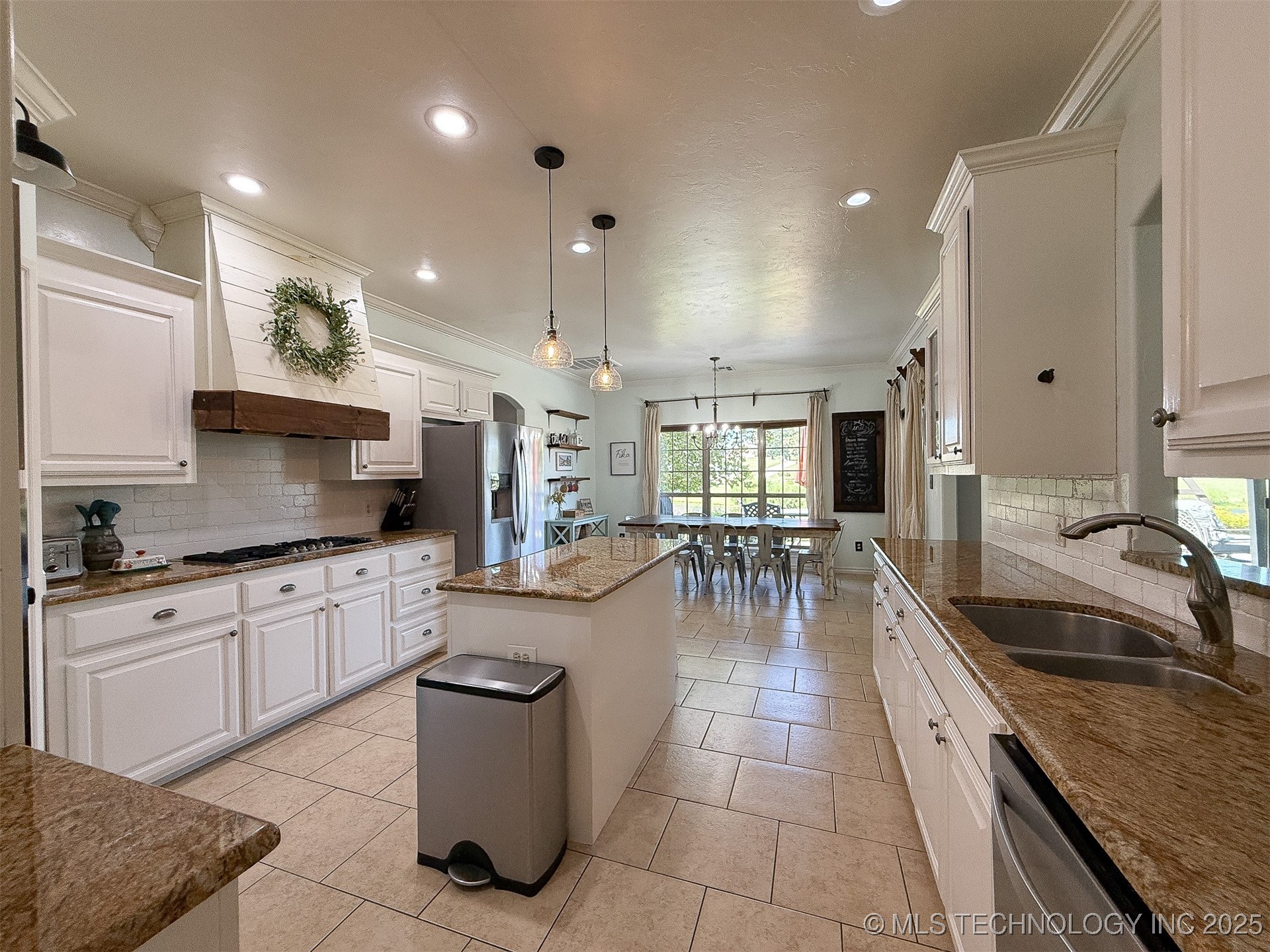 429 Winter Rose Terrace Property Photo 15