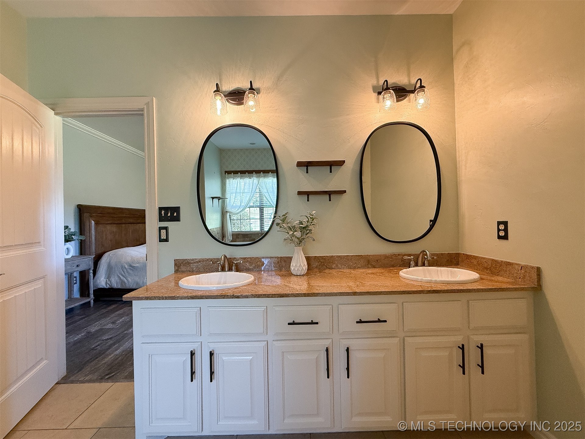 429 Winter Rose Terrace Property Photo 26