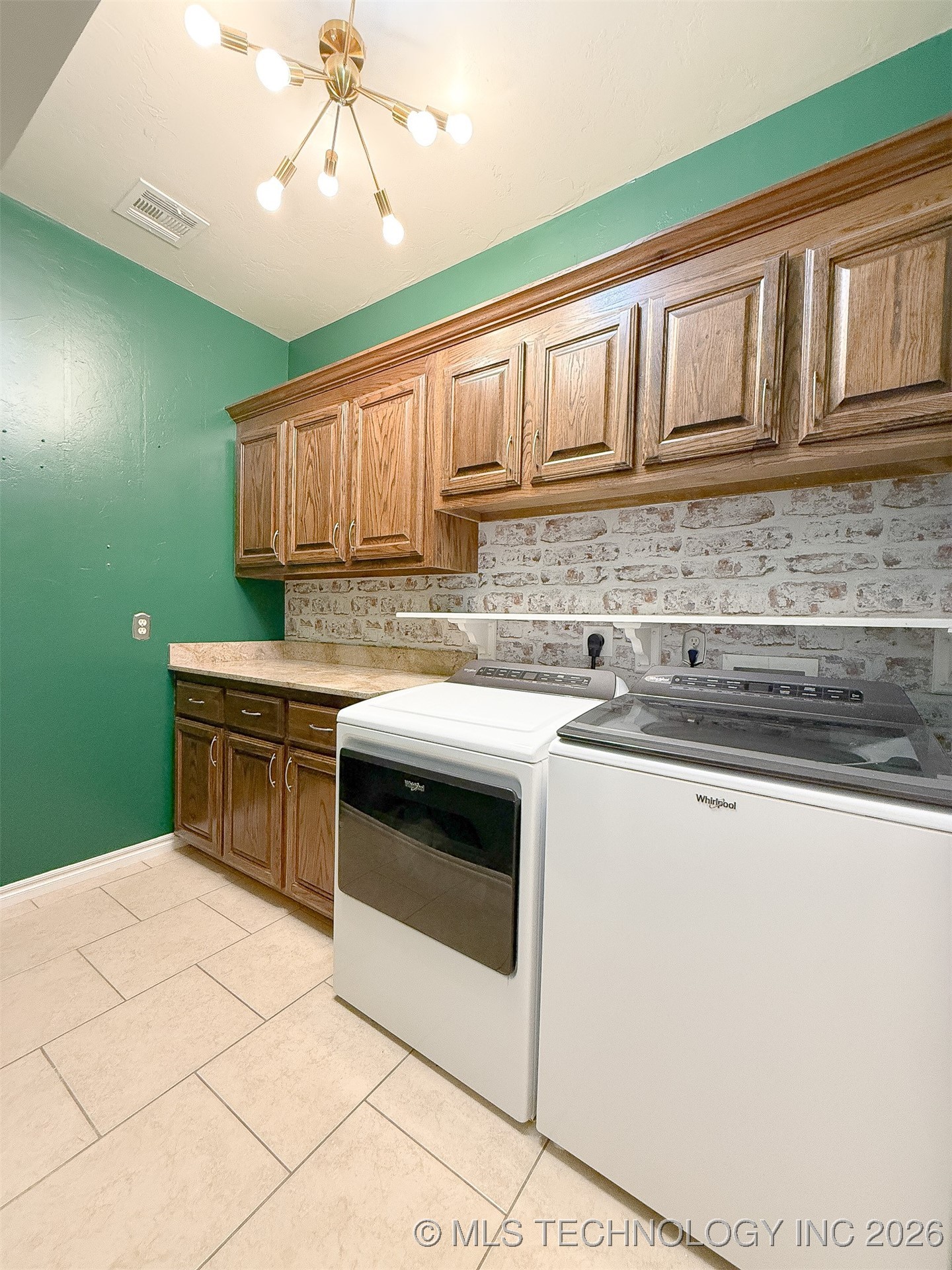 429 Winter Rose Terrace Property Photo 31