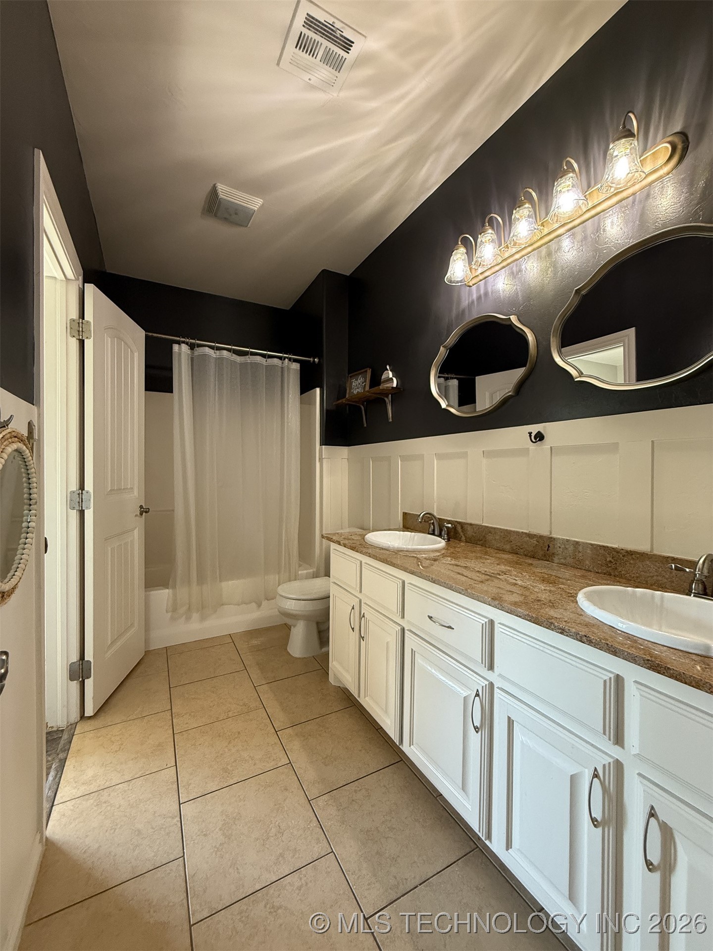 429 Winter Rose Terrace Property Photo 36