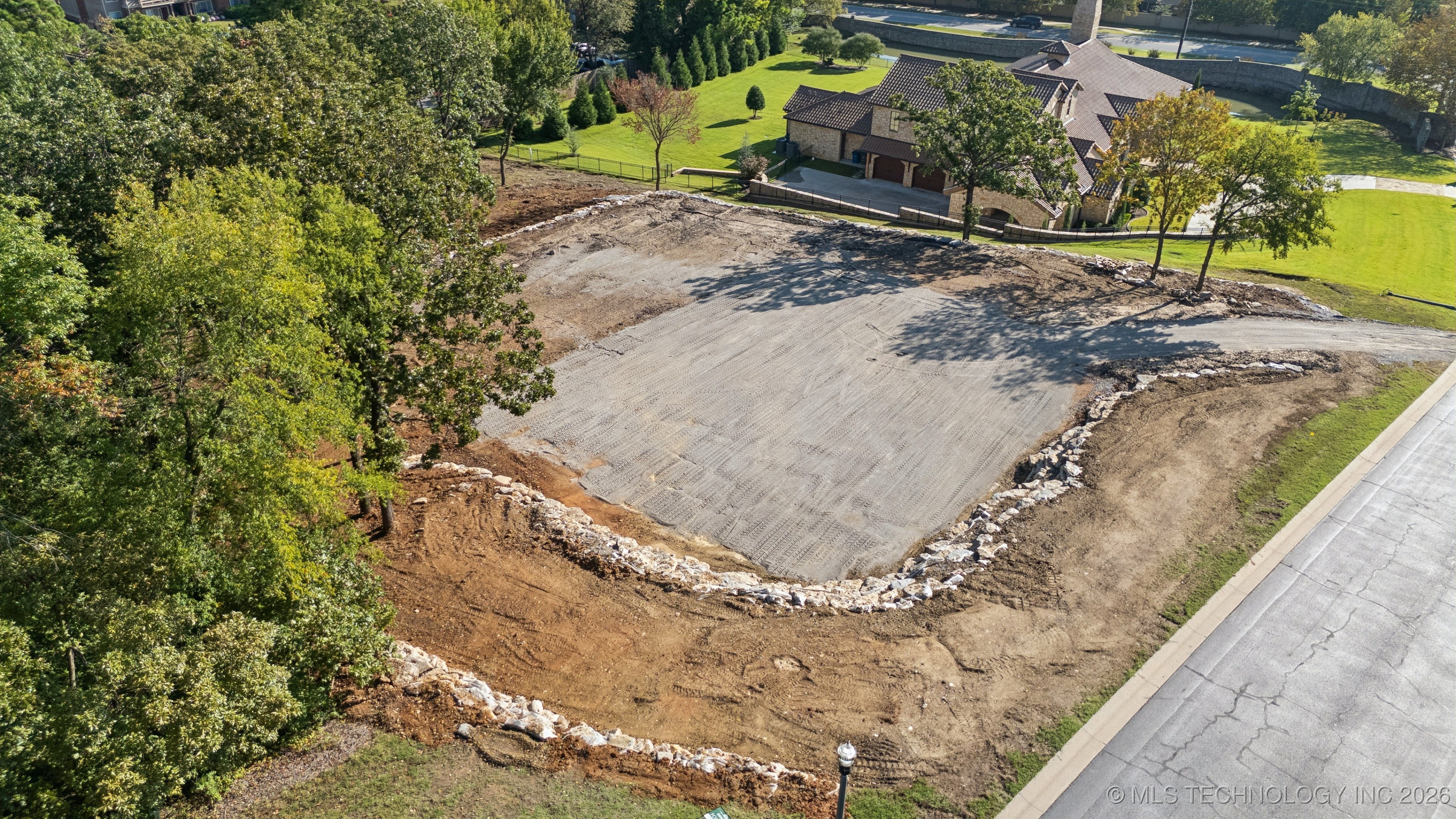 6319 E 84th Street S Property Photo 3