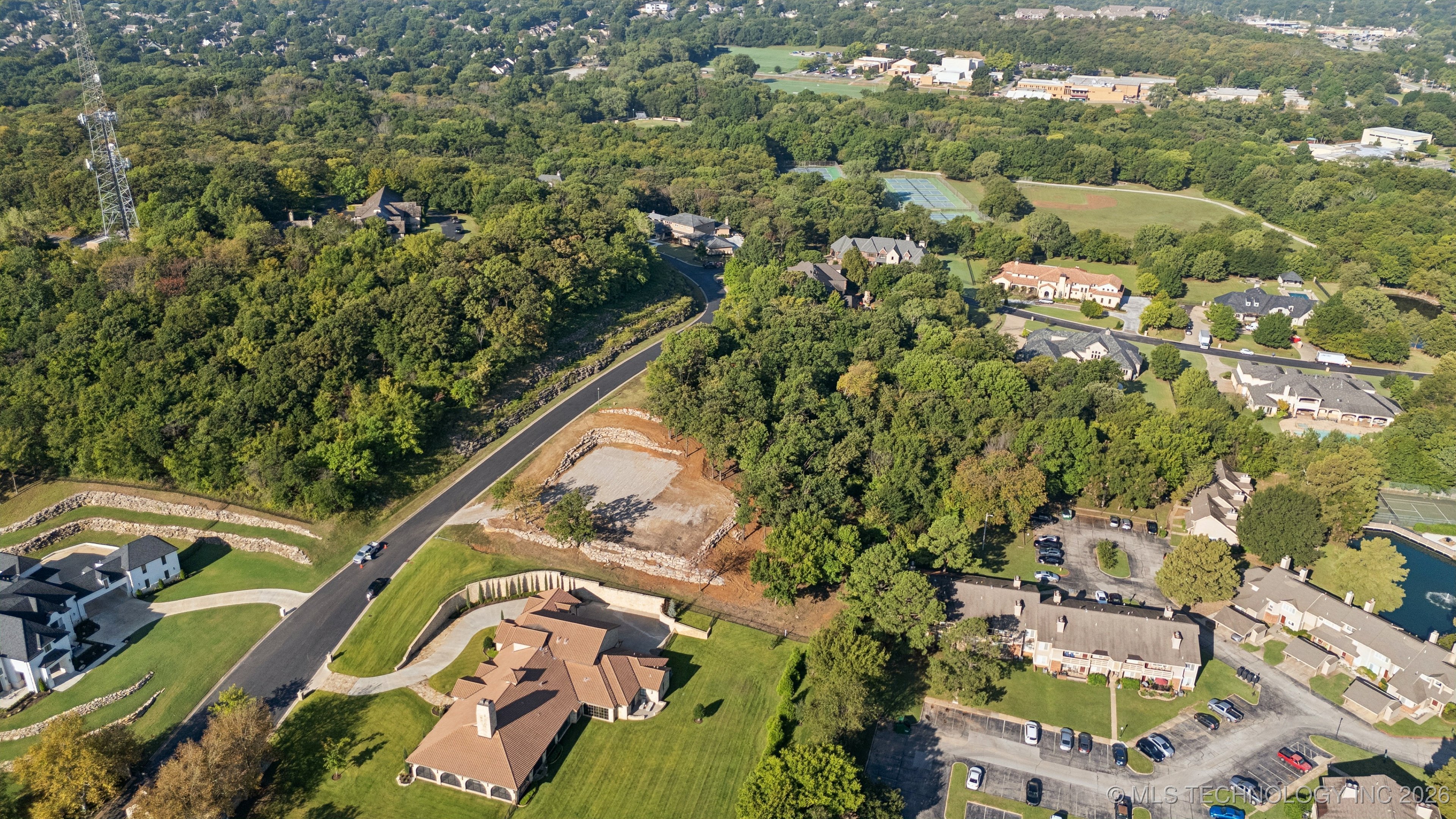 6319 E 84th Street S Property Photo 4