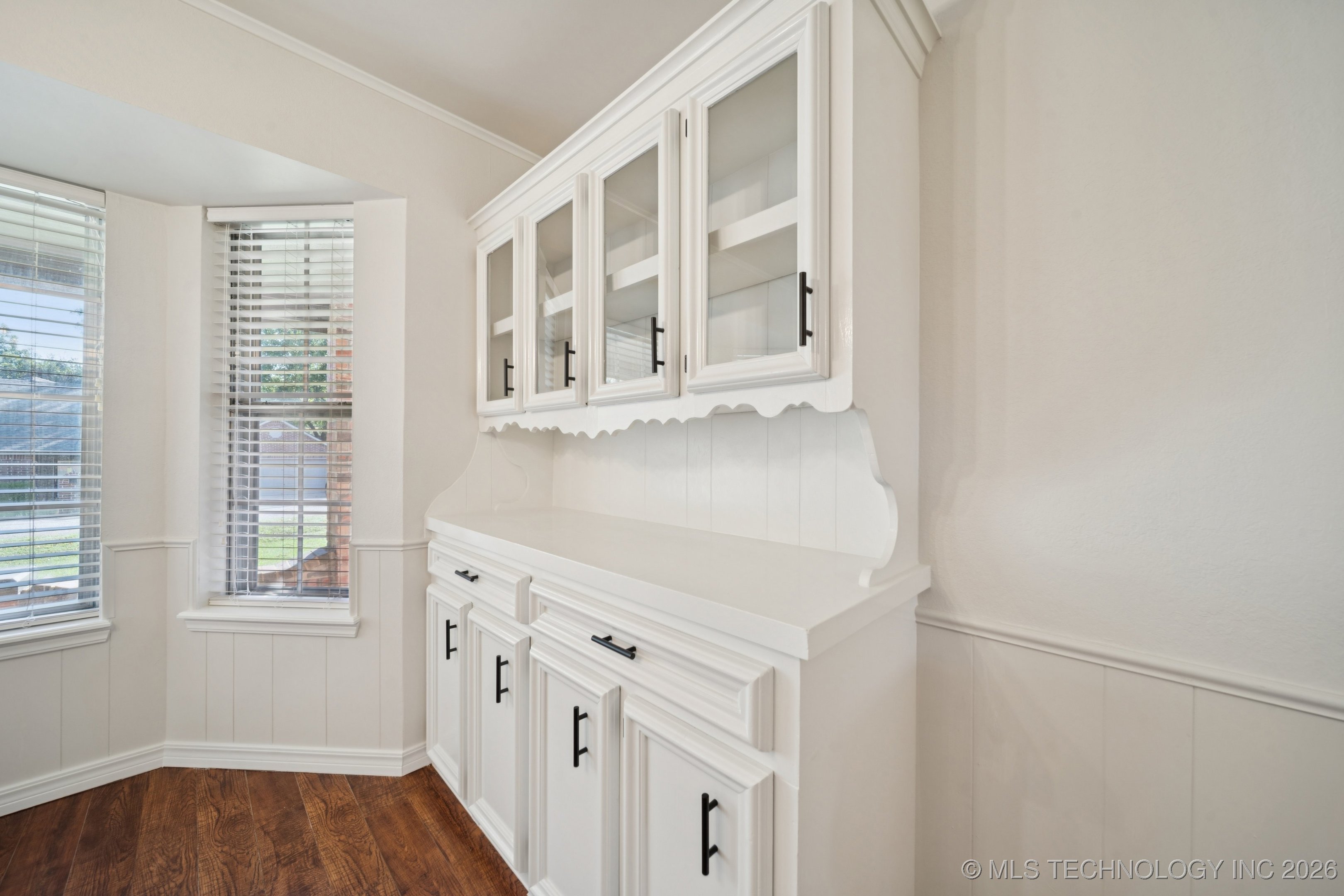 9726 S Houston Avenue Property Photo 19