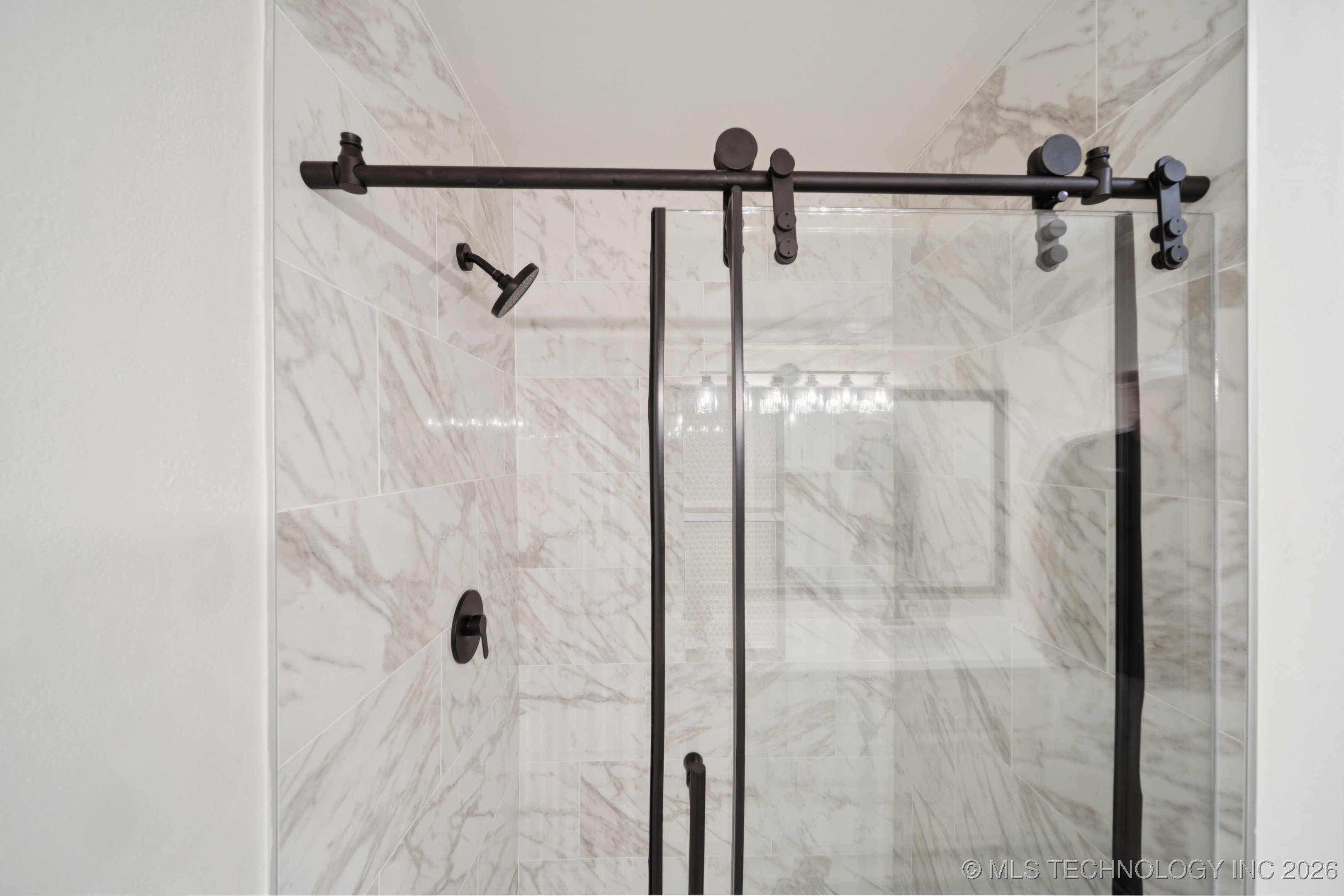 9726 S Houston Avenue Property Photo 26