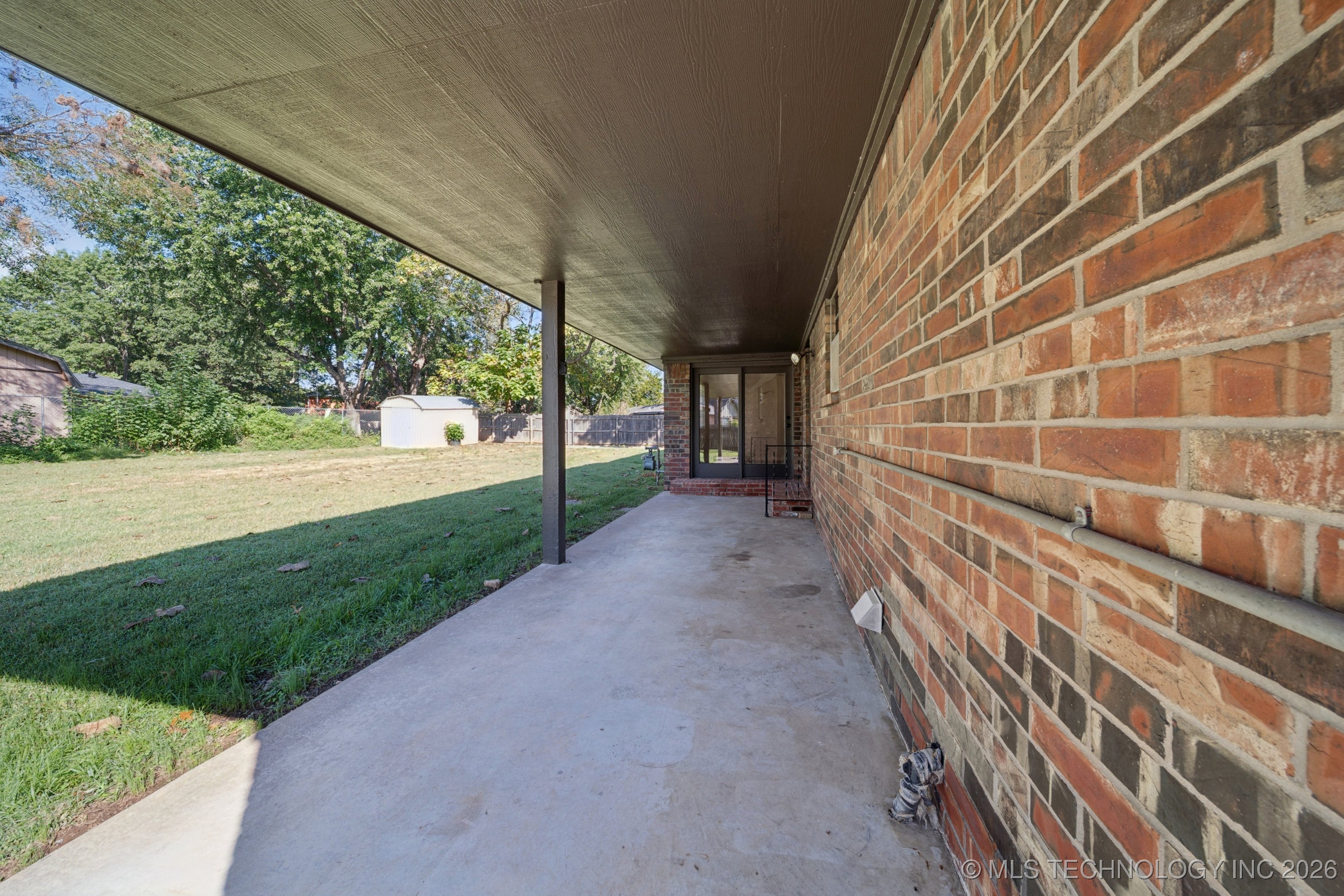 9726 S Houston Avenue Property Photo 42