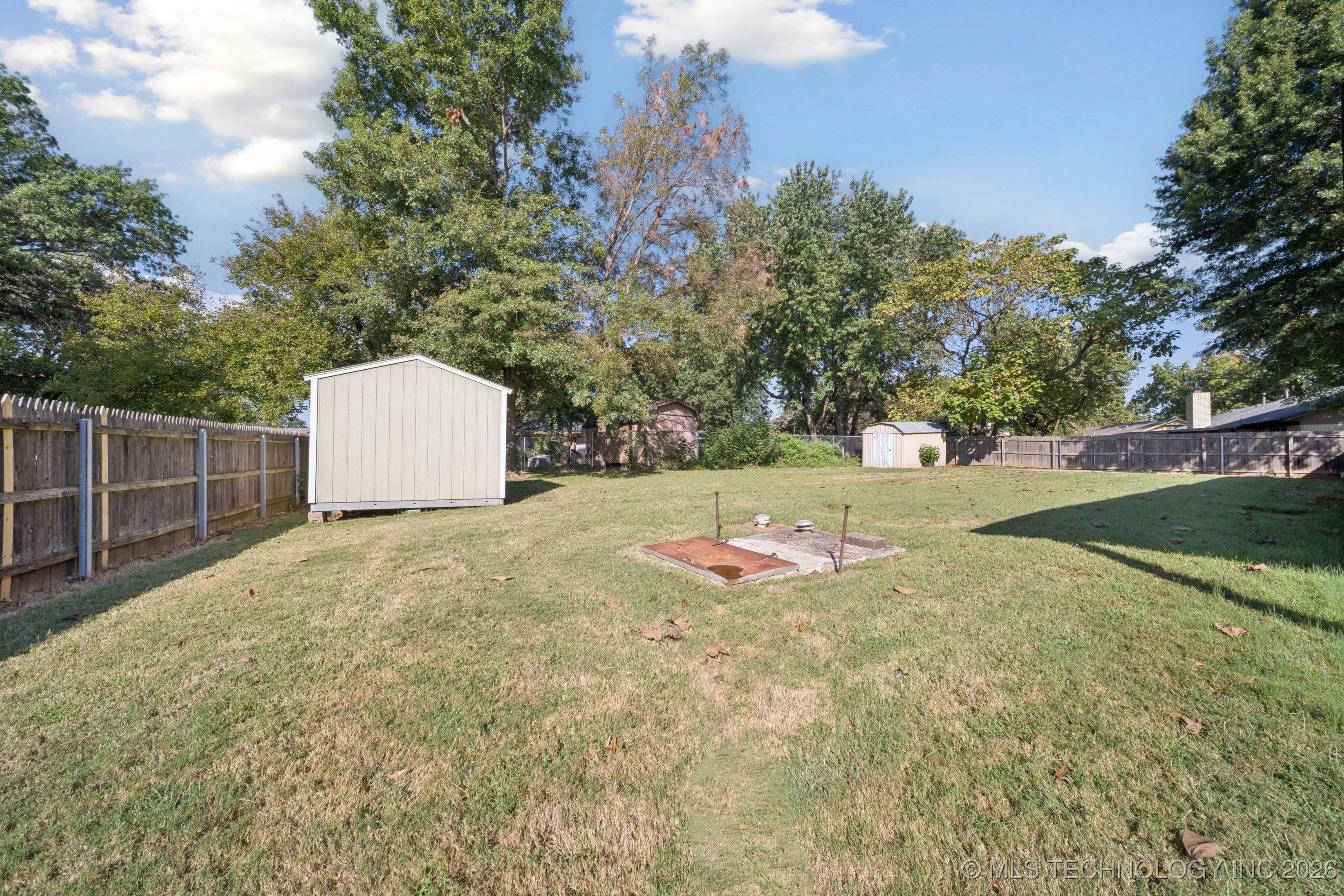 9726 S Houston Avenue Property Photo 43