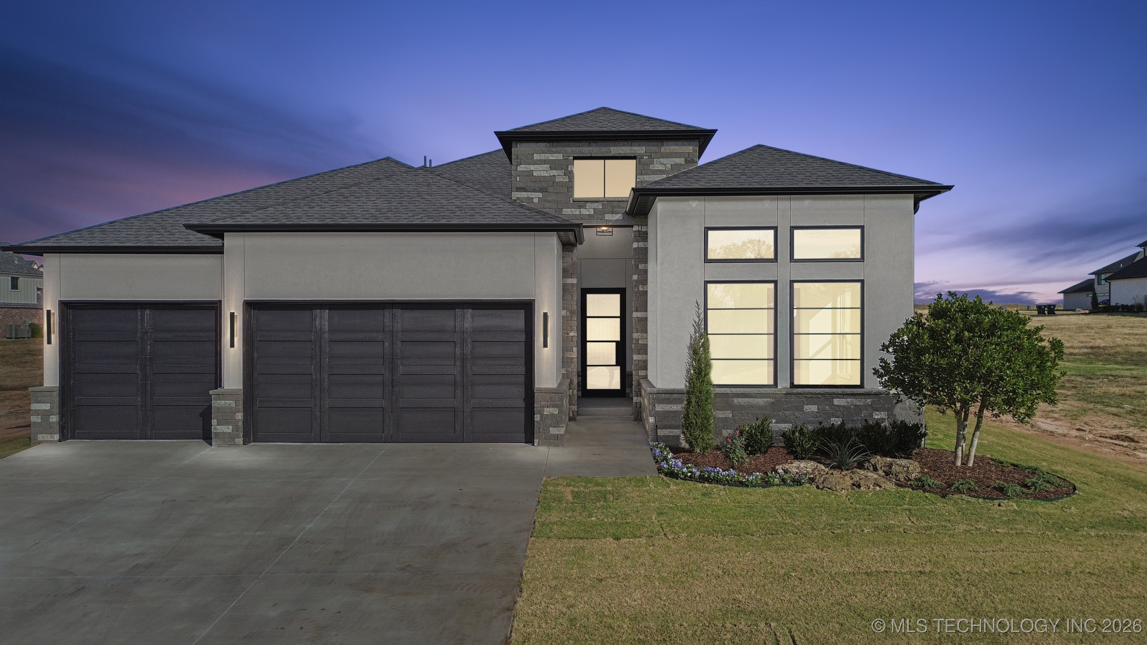 2335 E 135th Drive S Property Photo 1