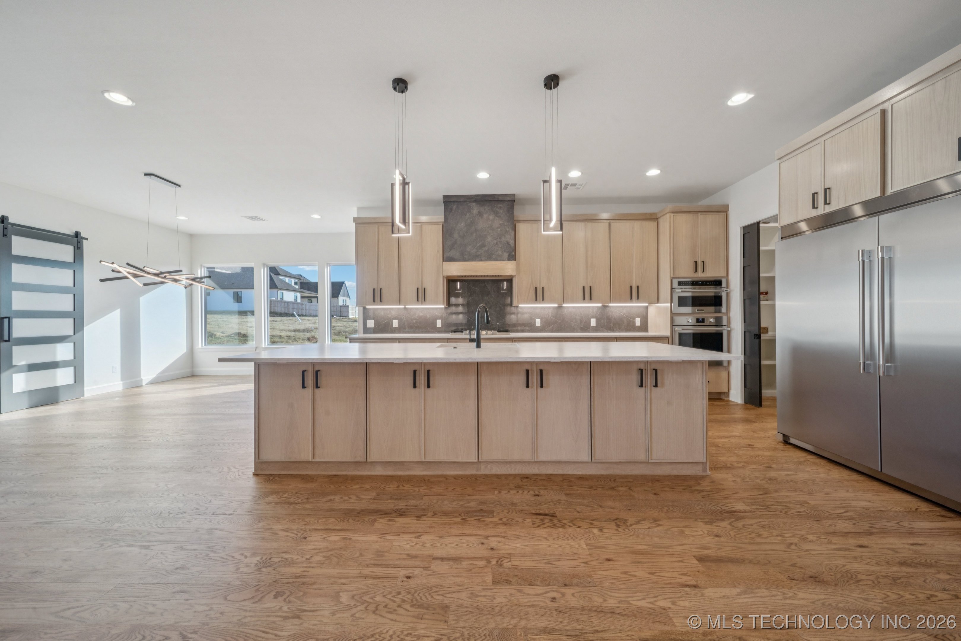 2335 E 135th Drive S Property Photo 11