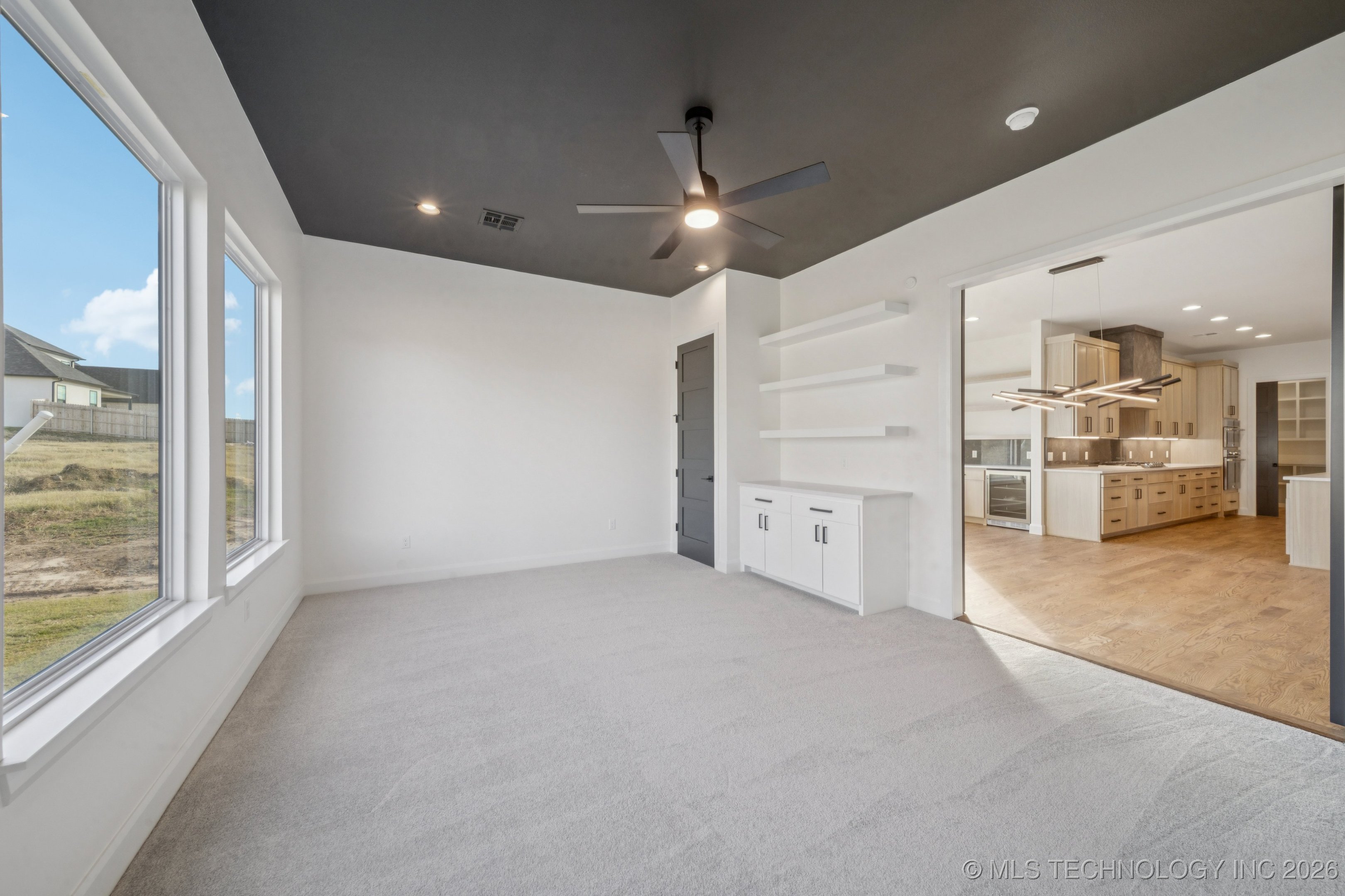 2335 E 135th Drive S Property Photo 22