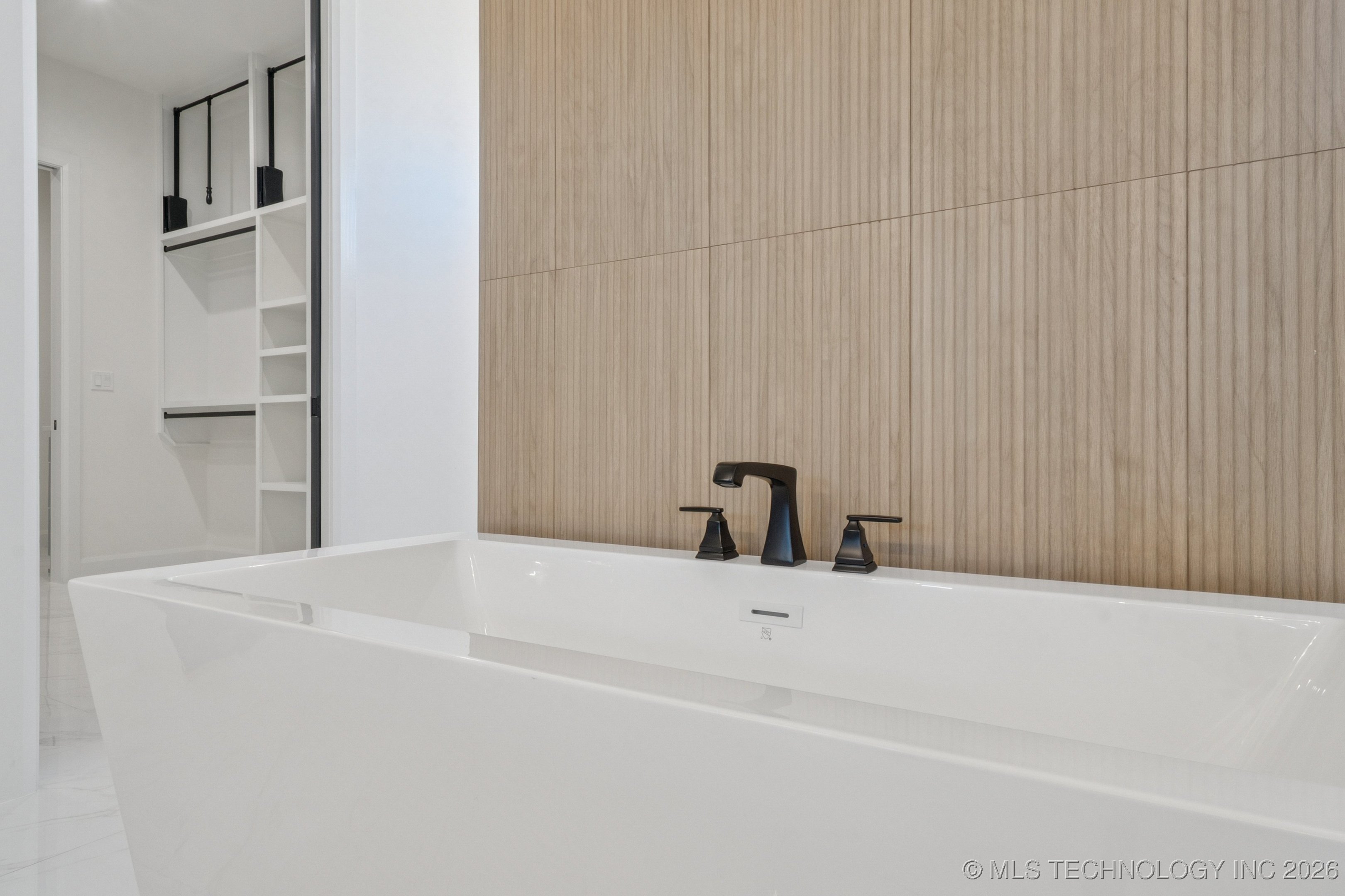 2335 E 135th Drive S Property Photo 27