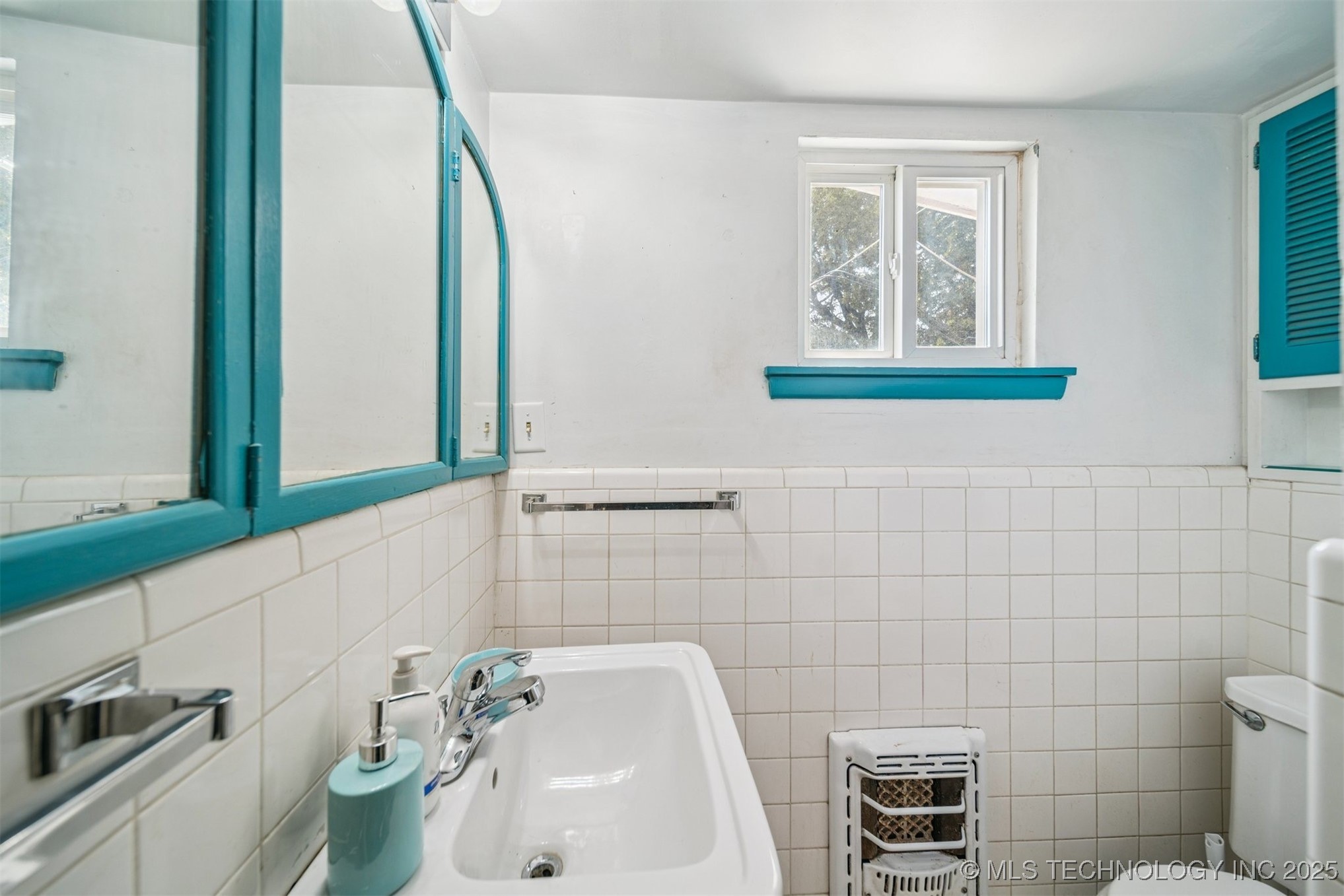 722 Burris Drive Property Photo 3