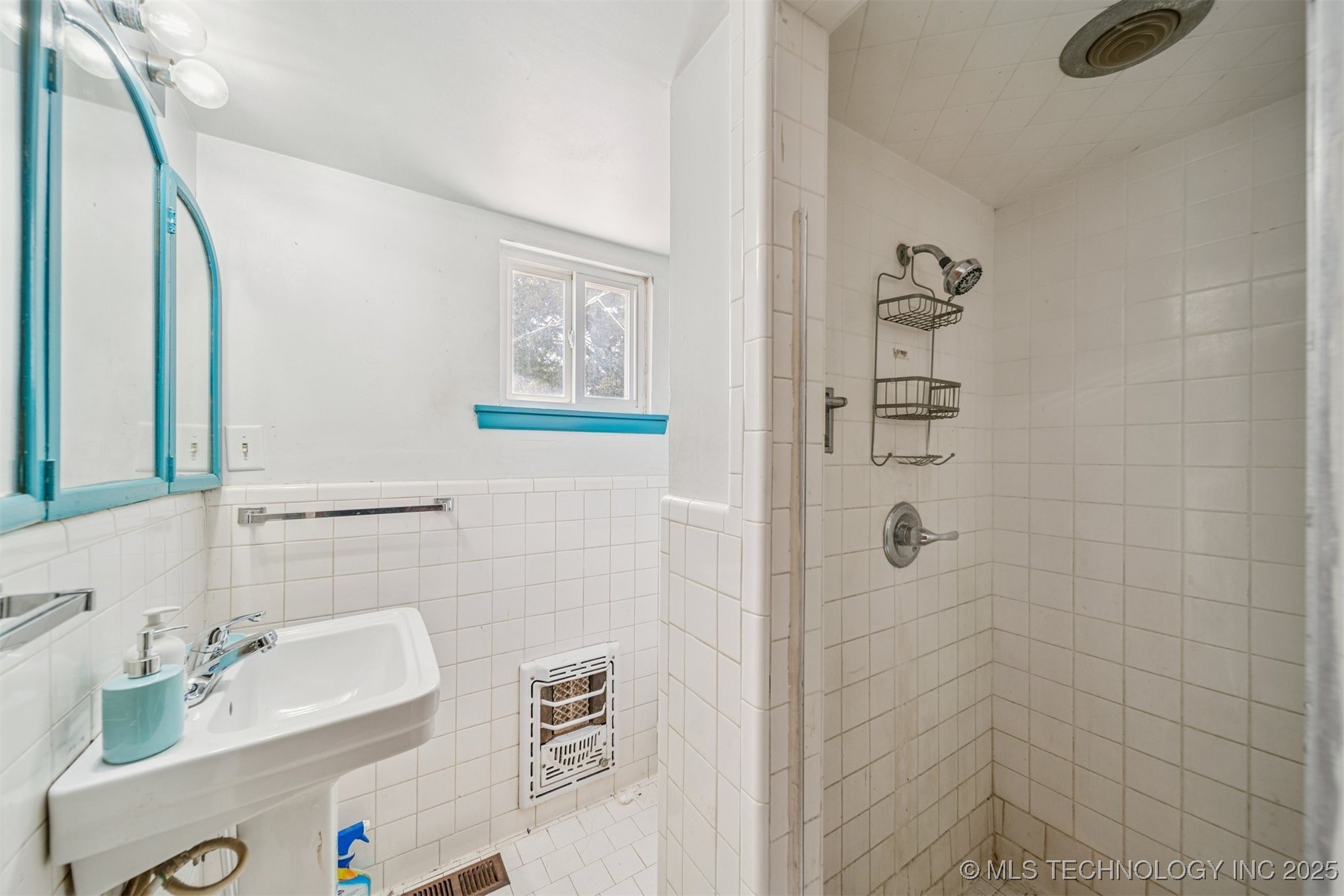 722 Burris Drive Property Photo 4