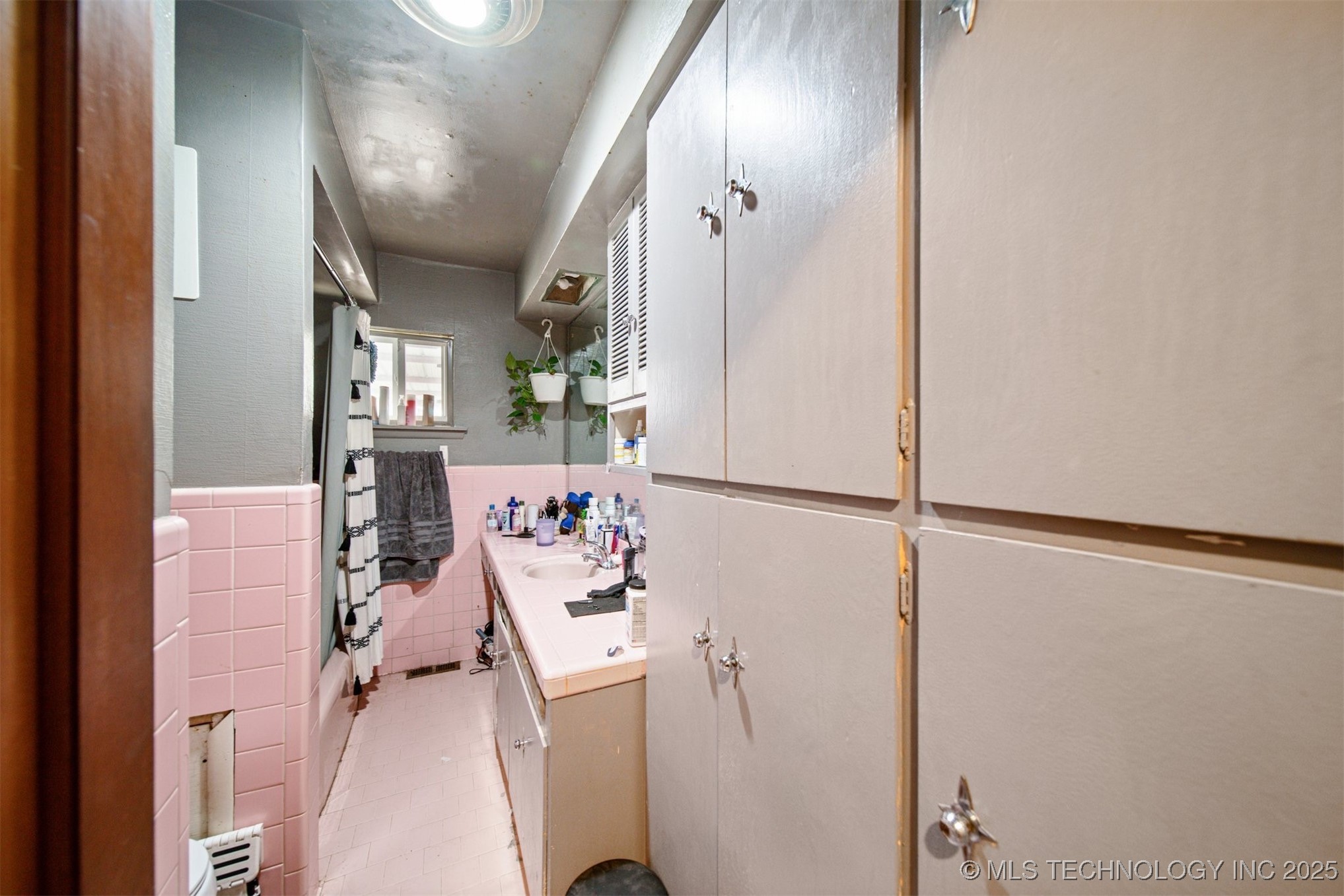 722 Burris Drive Property Photo 5