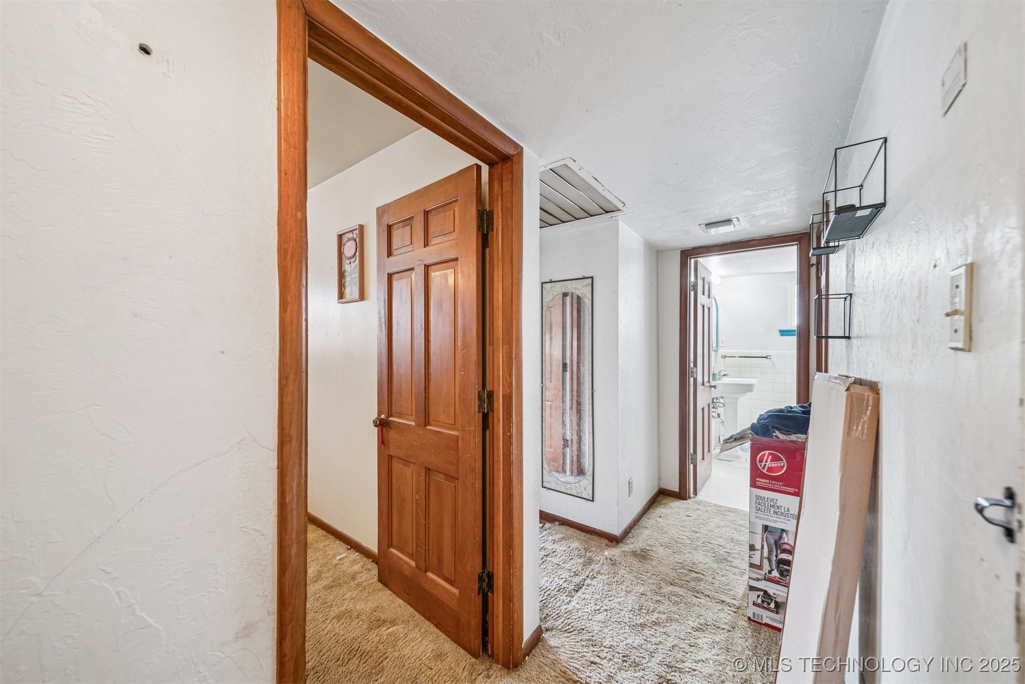 722 Burris Drive Property Photo 8