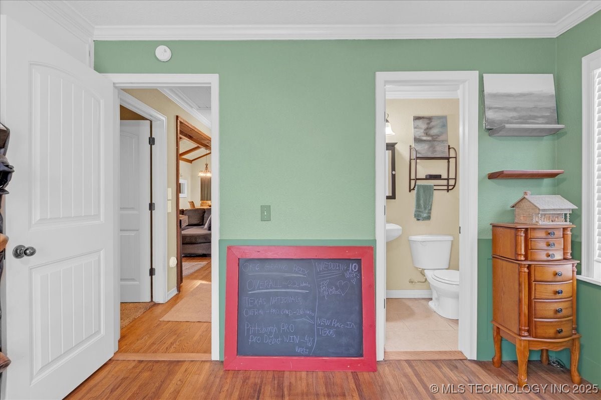 1527 E 50th Street Property Photo 25