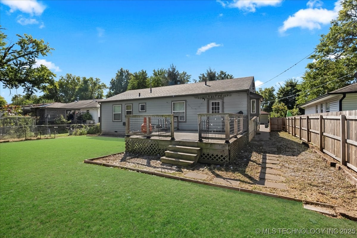 1527 E 50th Street Property Photo 34