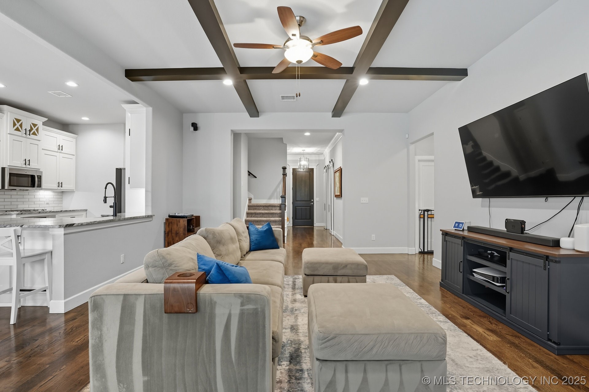 18609 E 45th Street S Property Photo 10