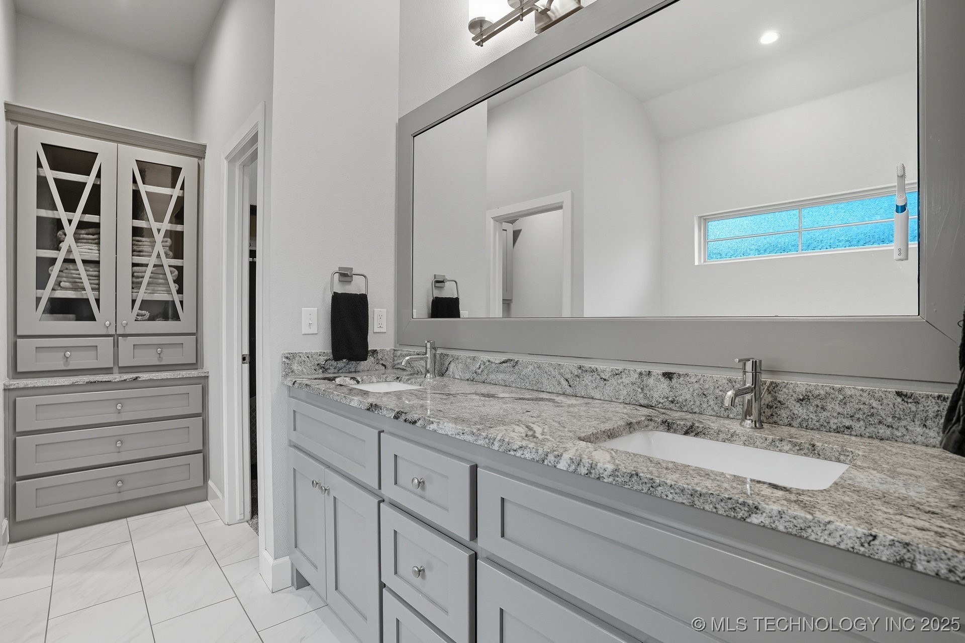 18609 E 45th Street S Property Photo 25