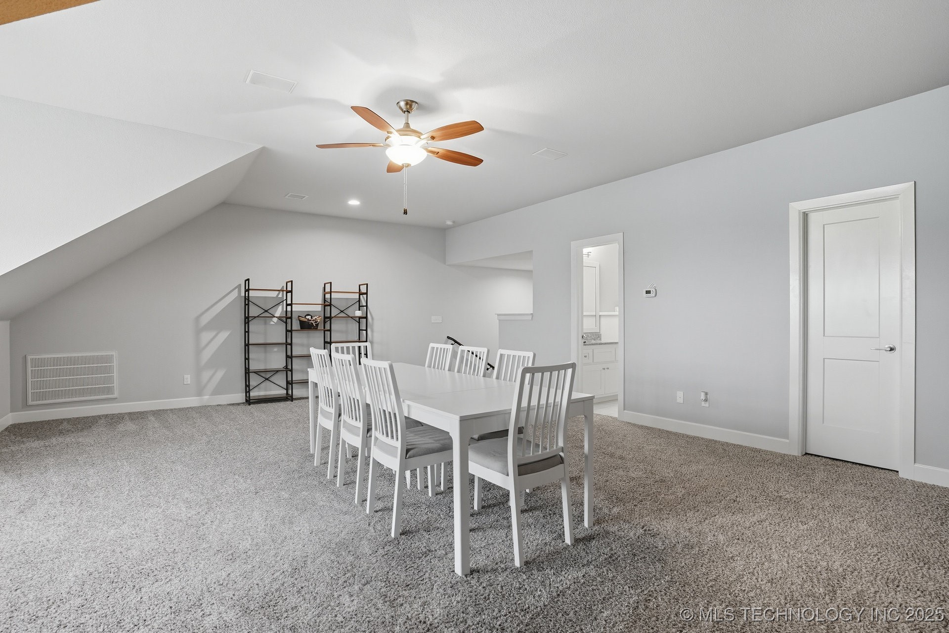 18609 E 45th Street S Property Photo 33