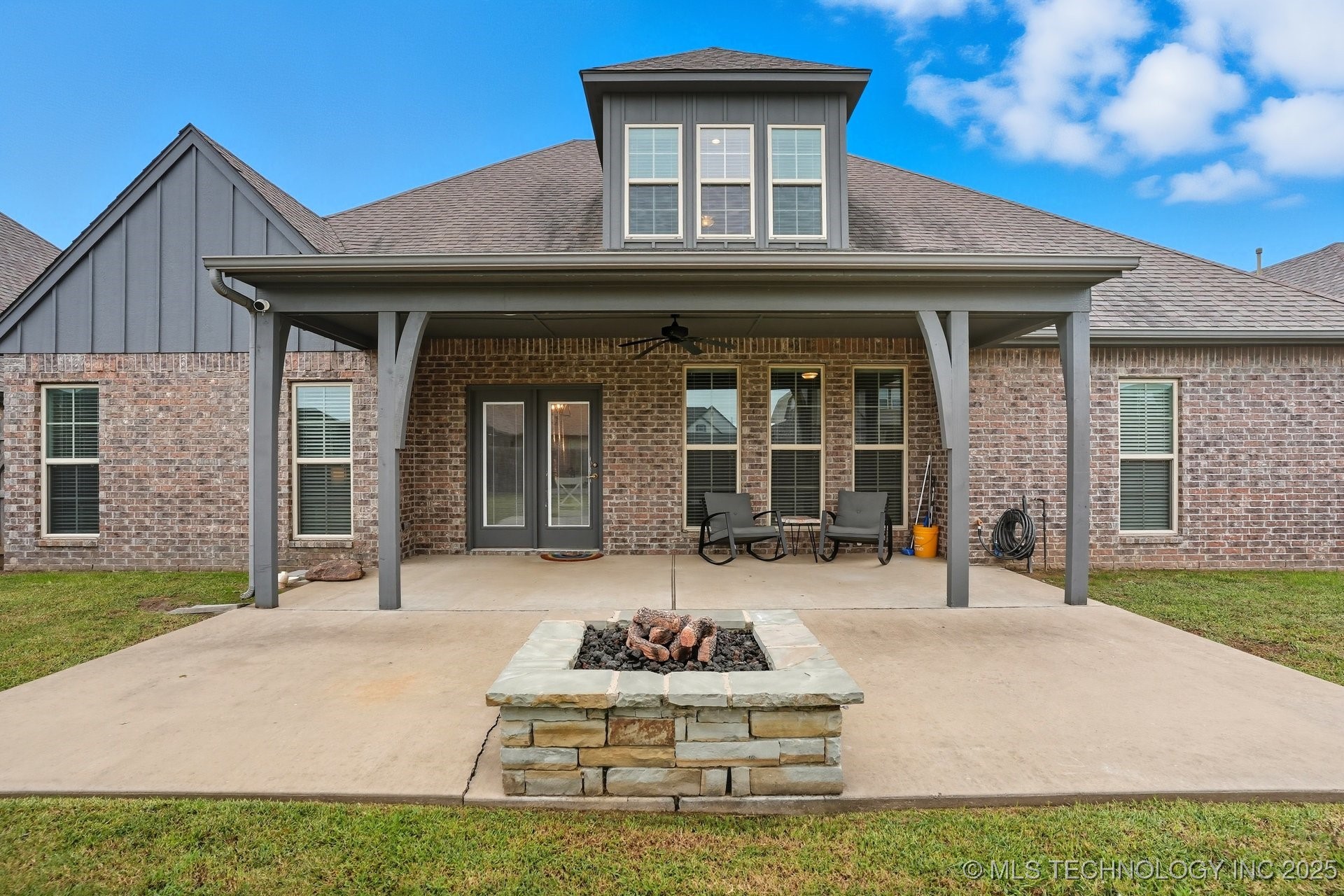 18609 E 45th Street S Property Photo 40