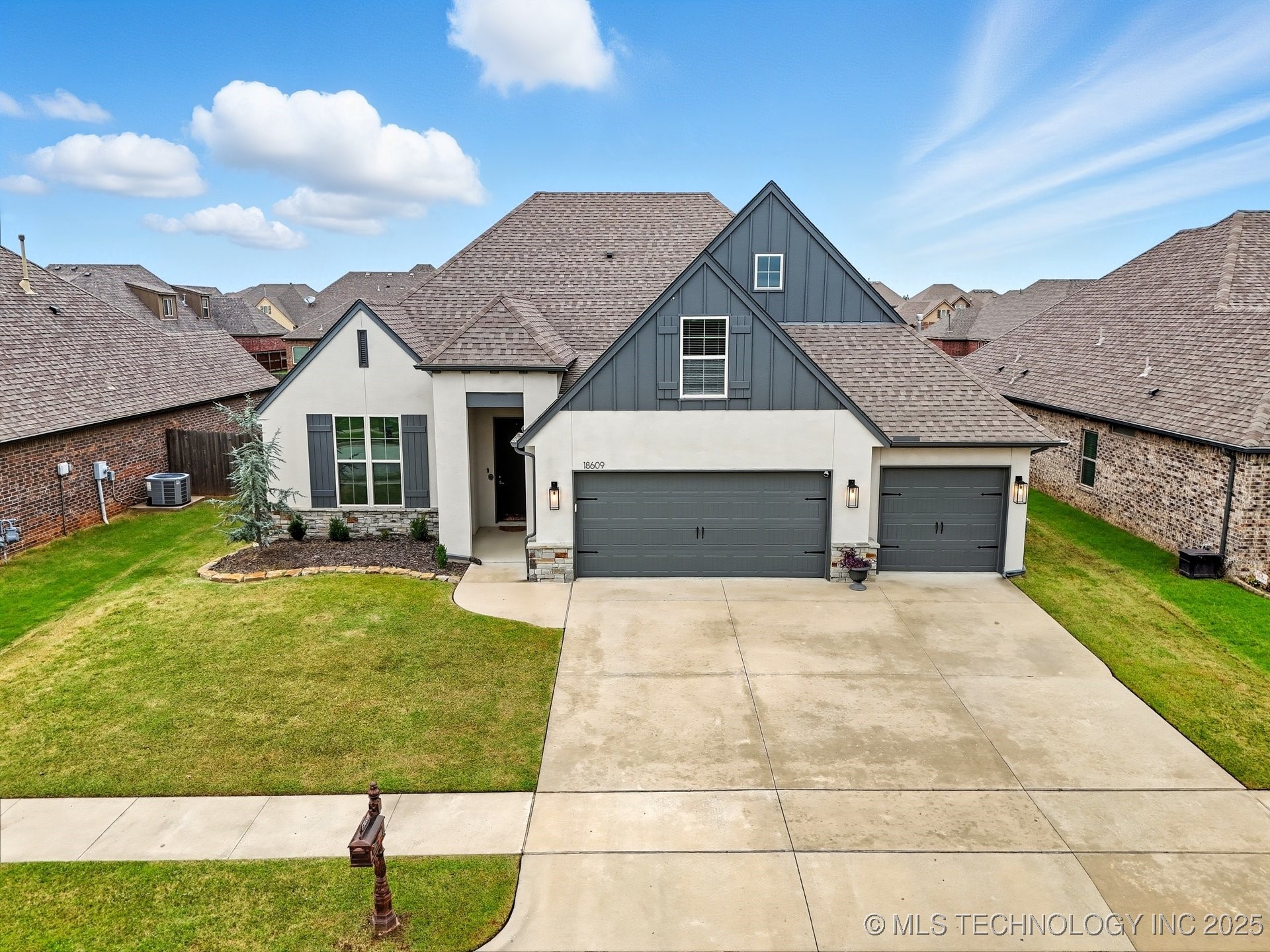 18609 E 45th Street S Property Photo 43