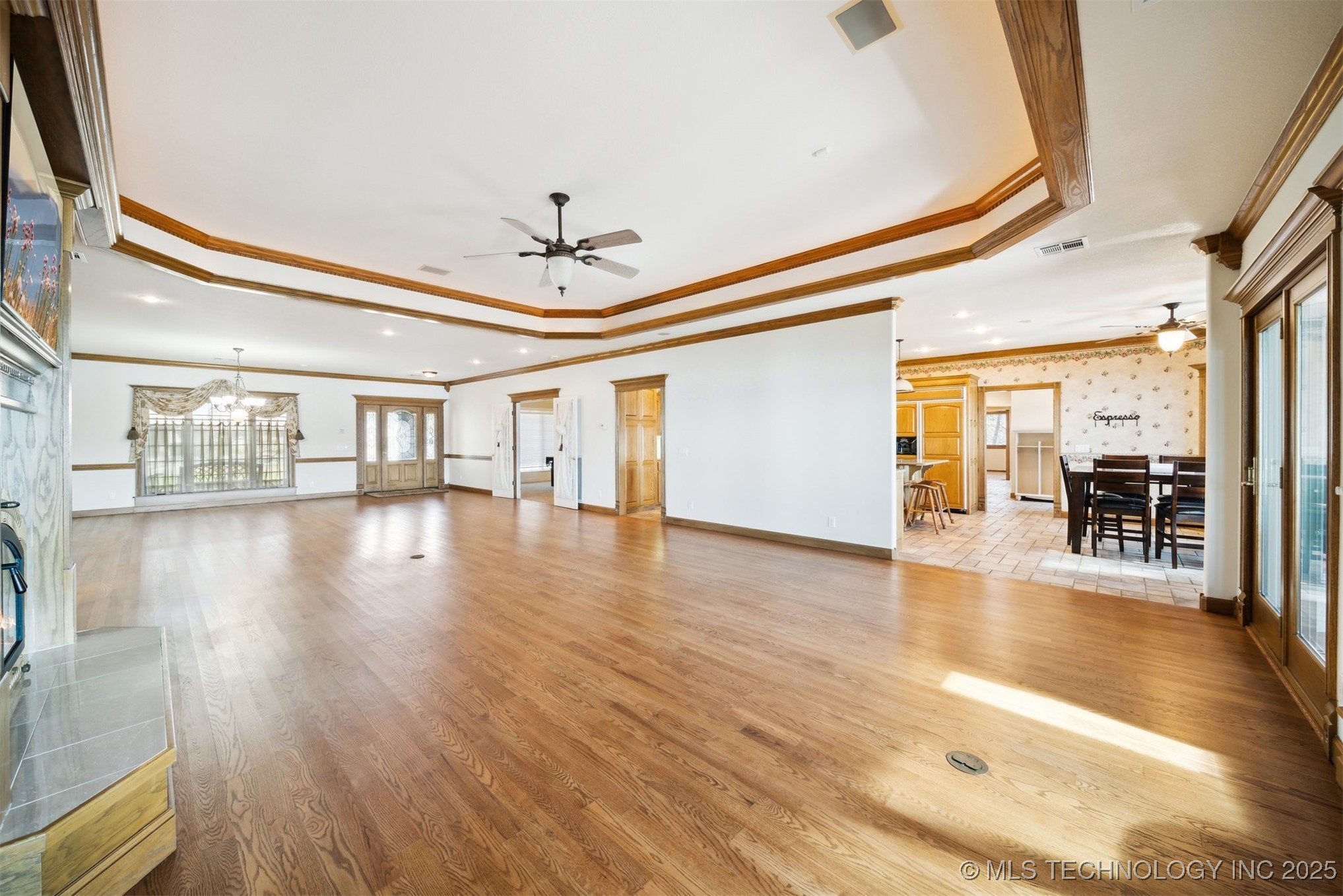 4592 E 480 Road Property Photo 12