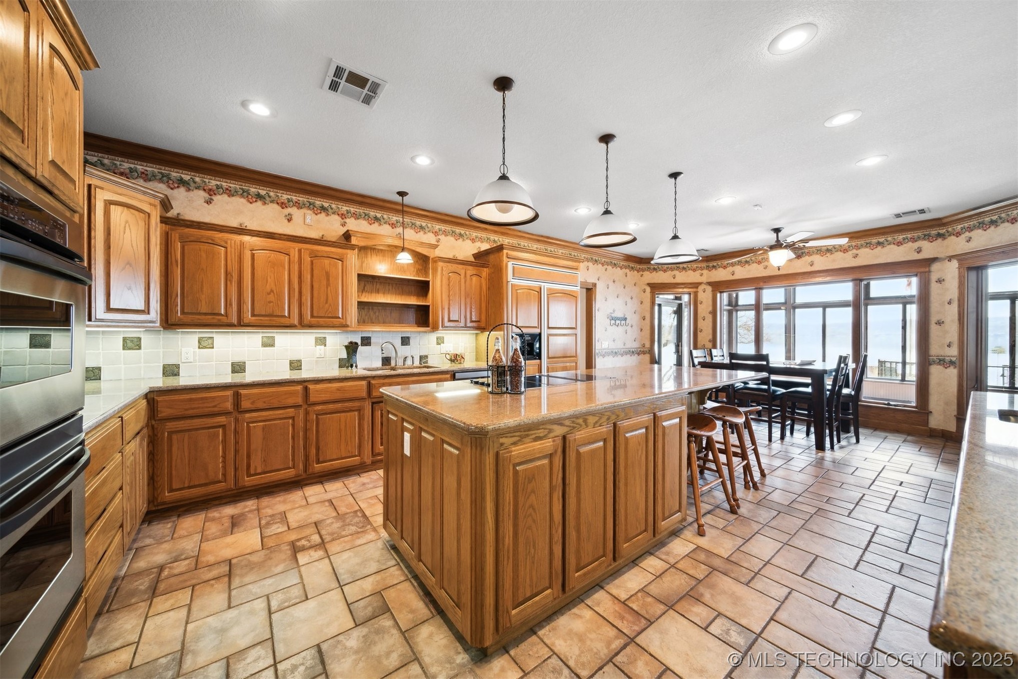 4592 E 480 Road Property Photo 14