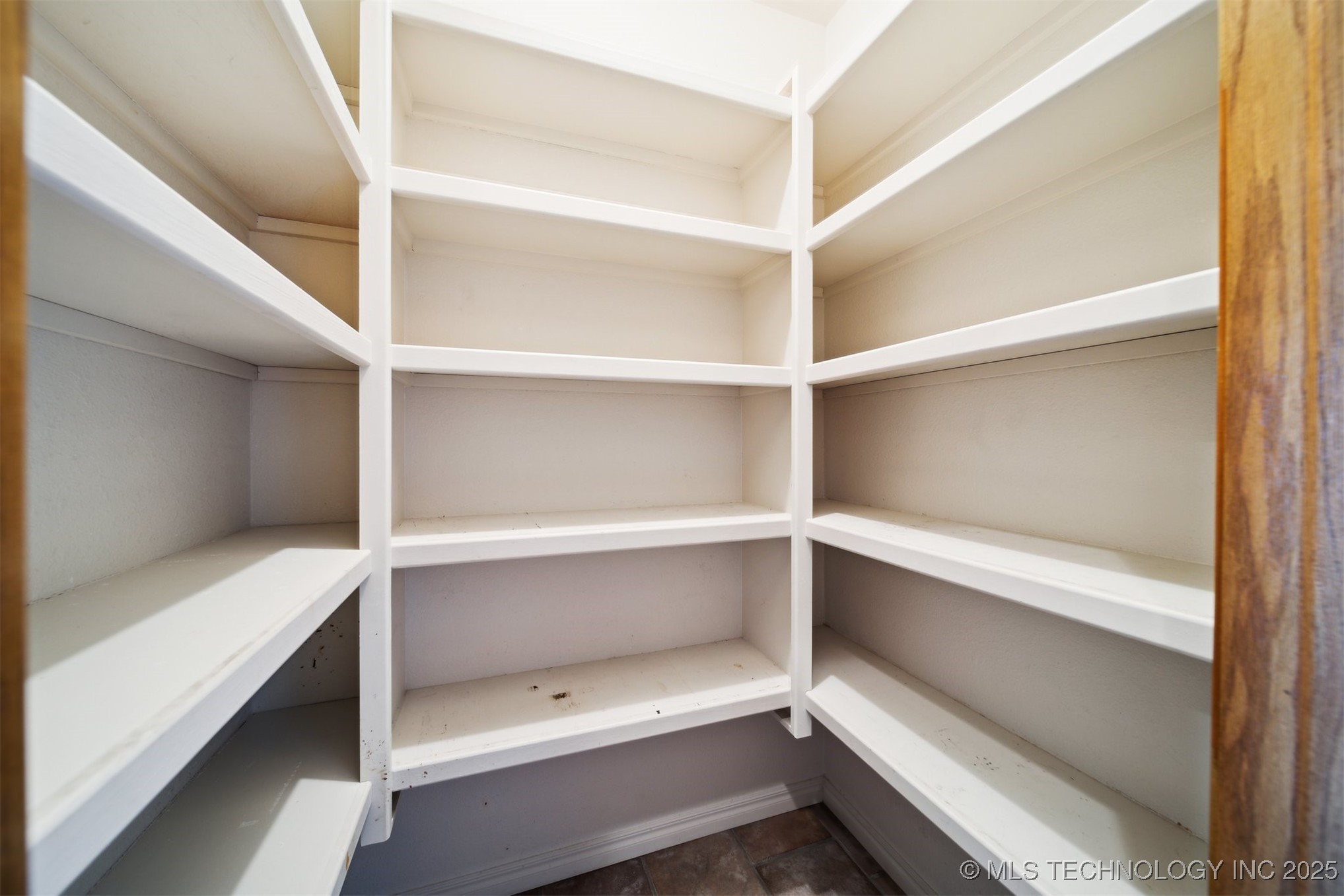 4592 E 480 Road Property Photo 29