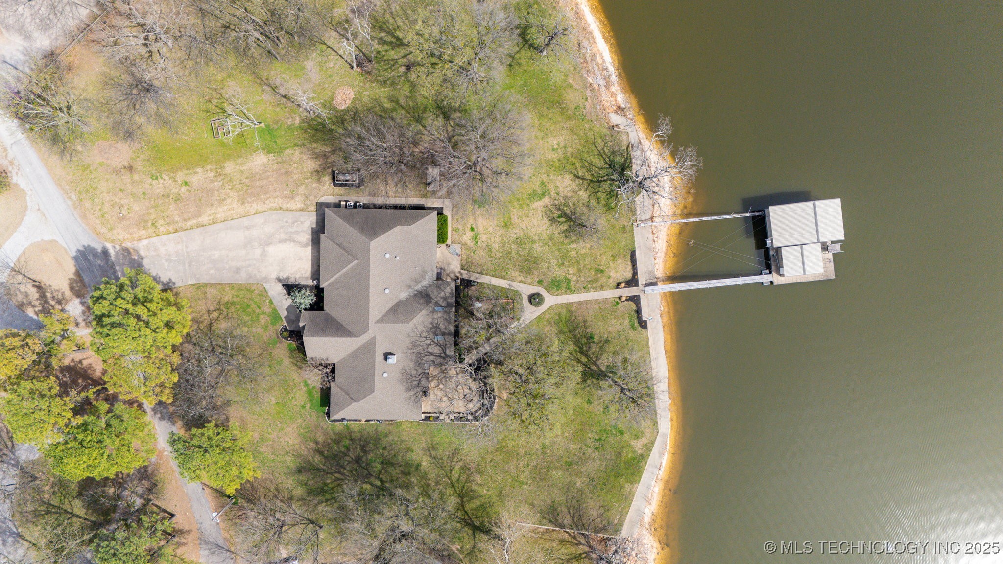 4592 E 480 Road Property Photo 52