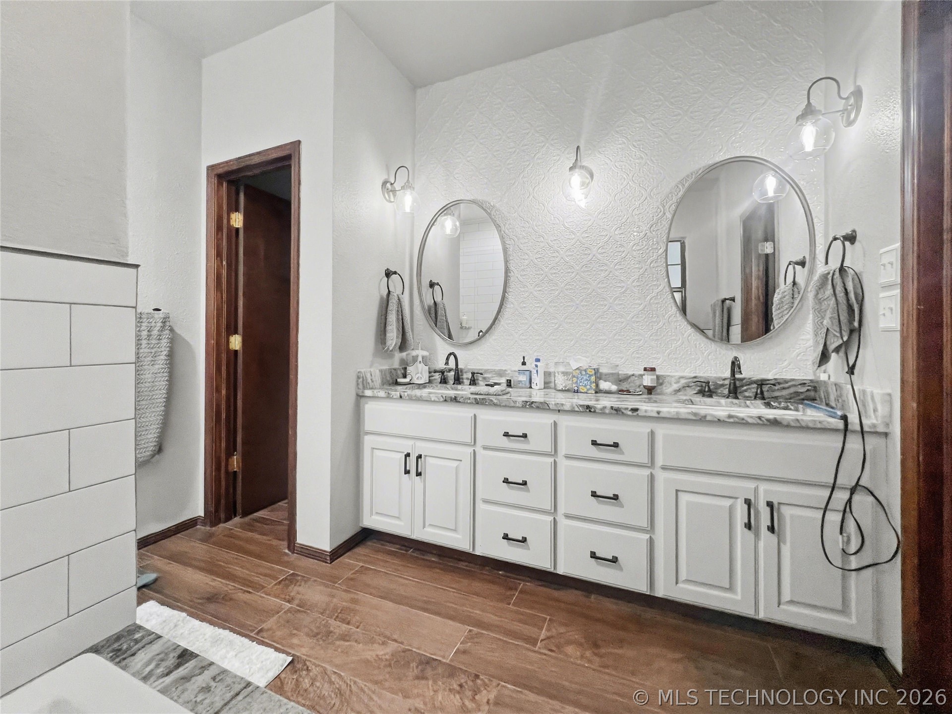 19780 County Road 1542 Property Photo 9