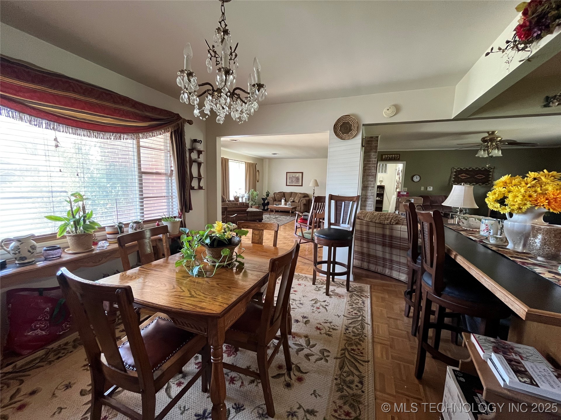 201 Rose Lane Property Photo 5