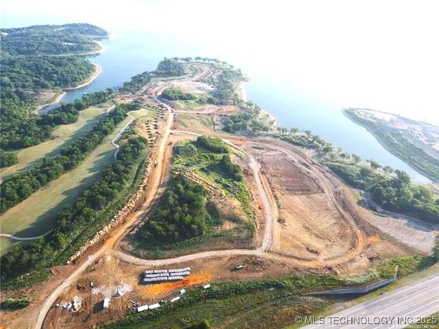 12215 Sunrise Loop Property Photo 3