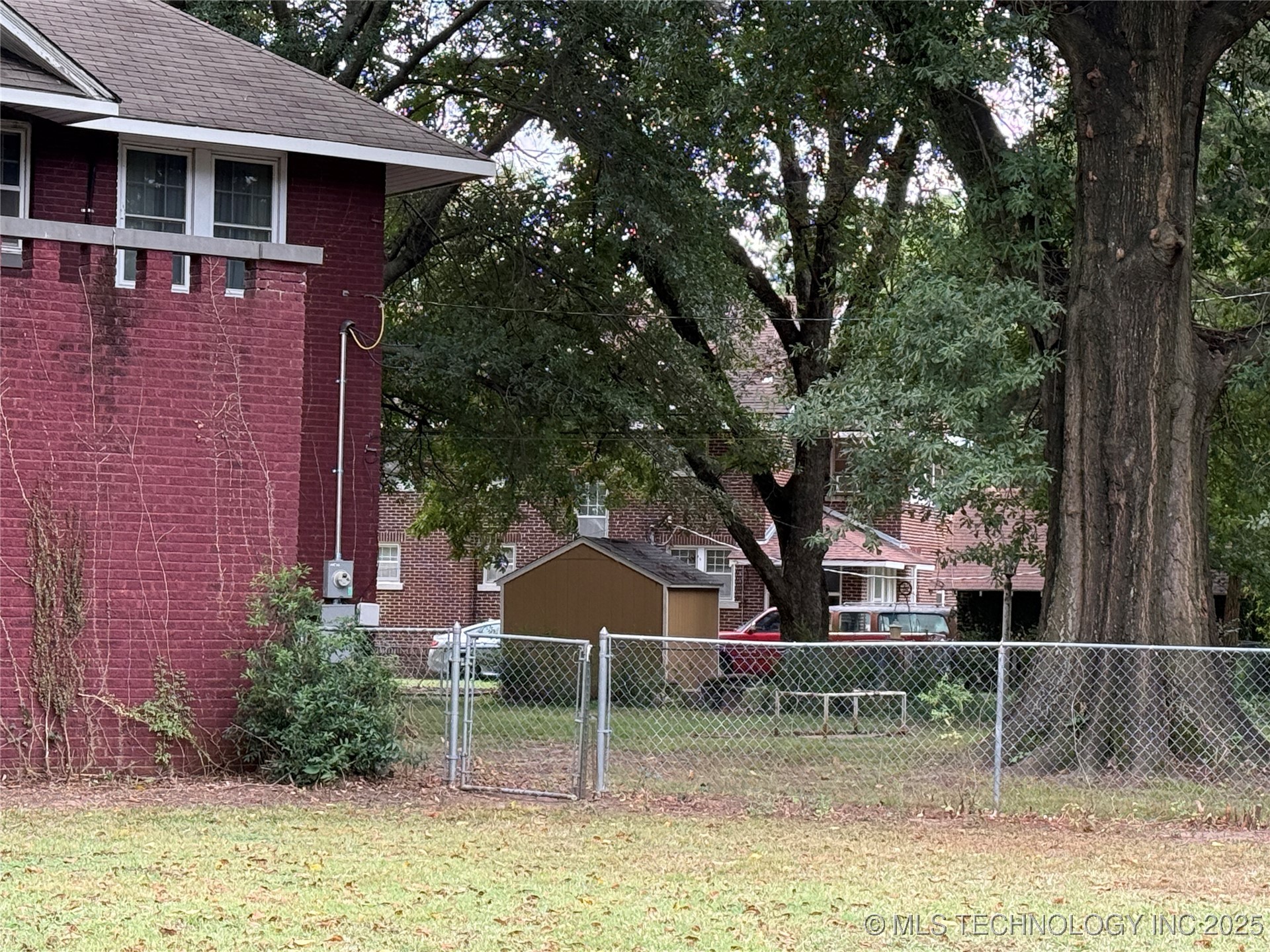 2601 Boston Street Property Photo 6